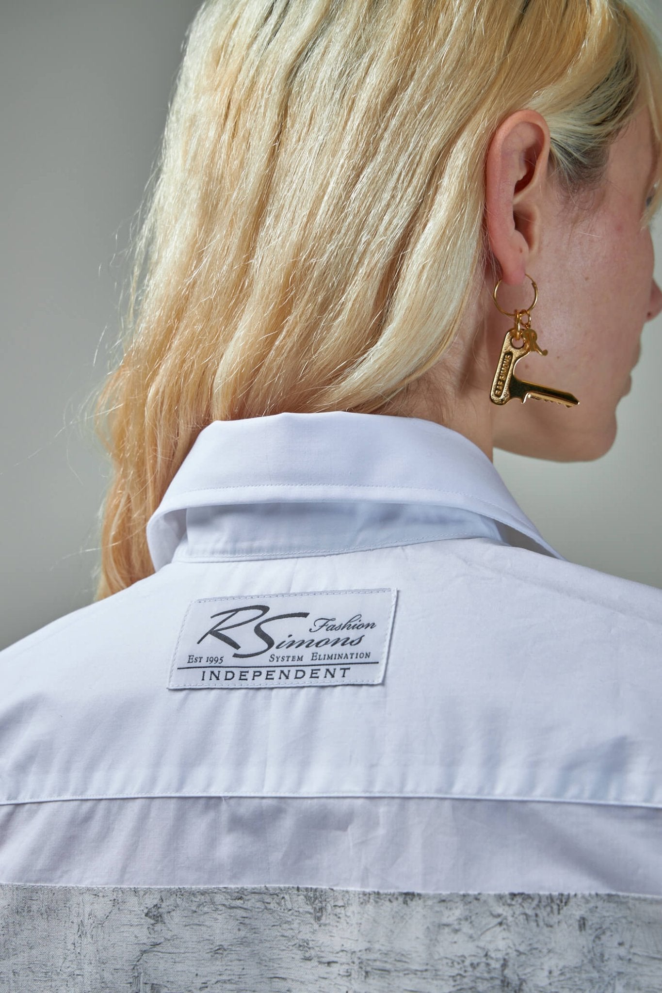 Big Fit Classic Shirt K.A.M Patch on Back