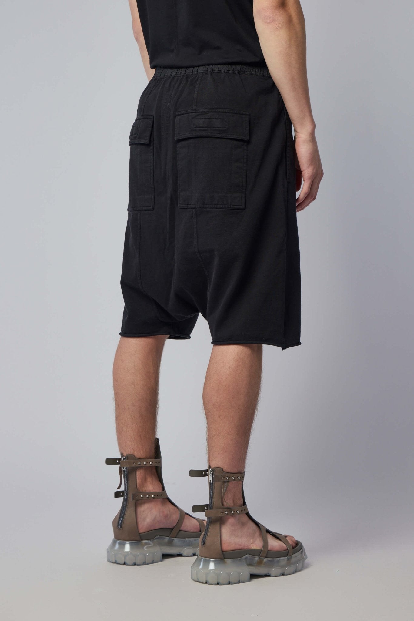Drawstring Pods Knit Shorts