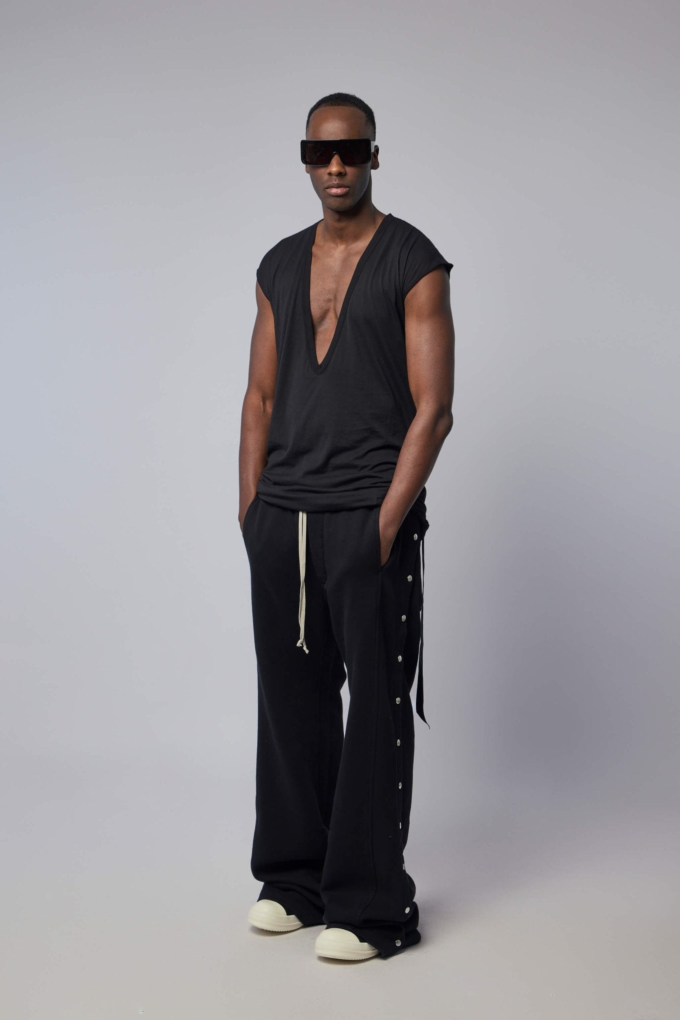 Dylan T Cotton Knit