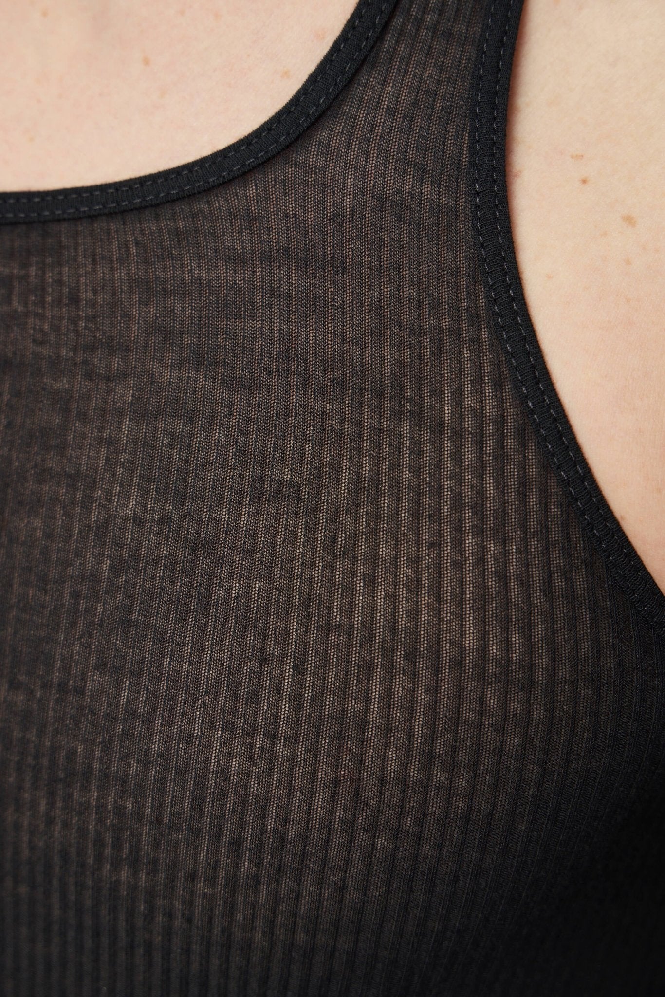 Basic Rib Tank