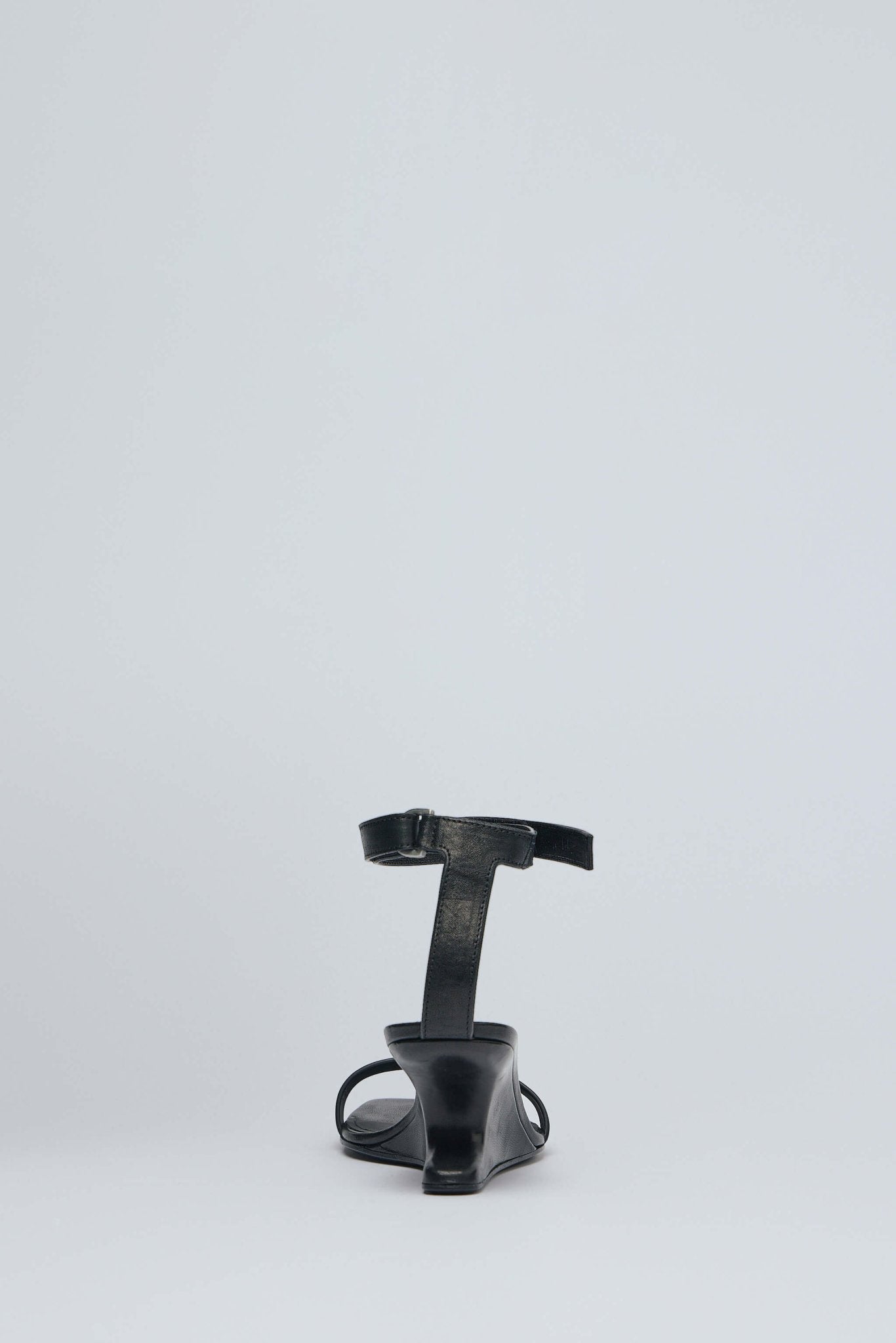 Cantilever 6 Minimal Sandal