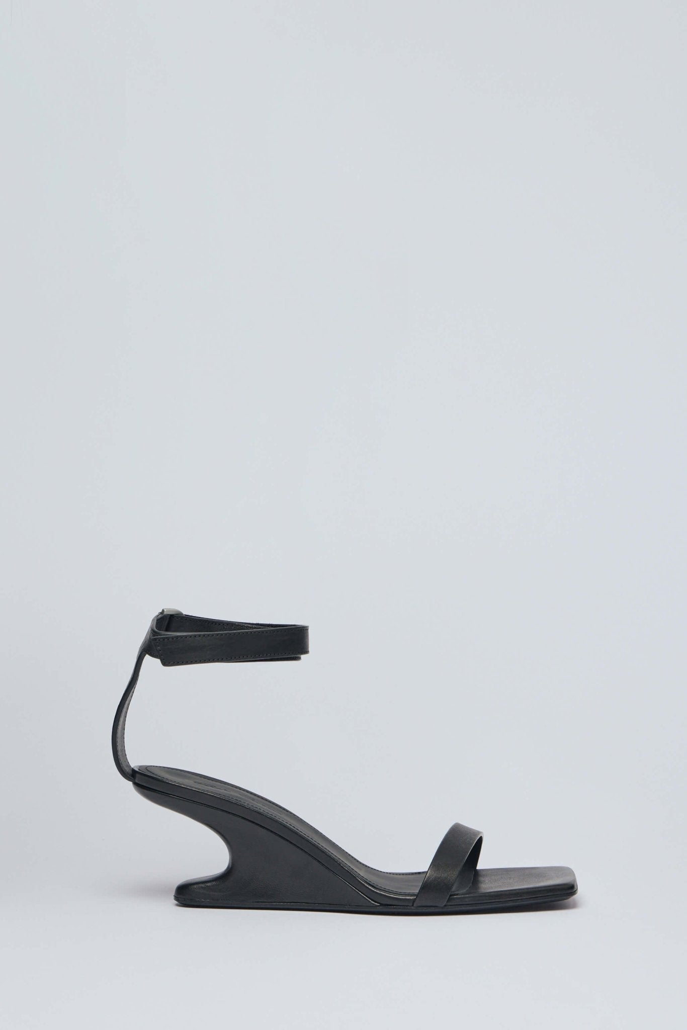 Cantilever 6 Minimal Sandal