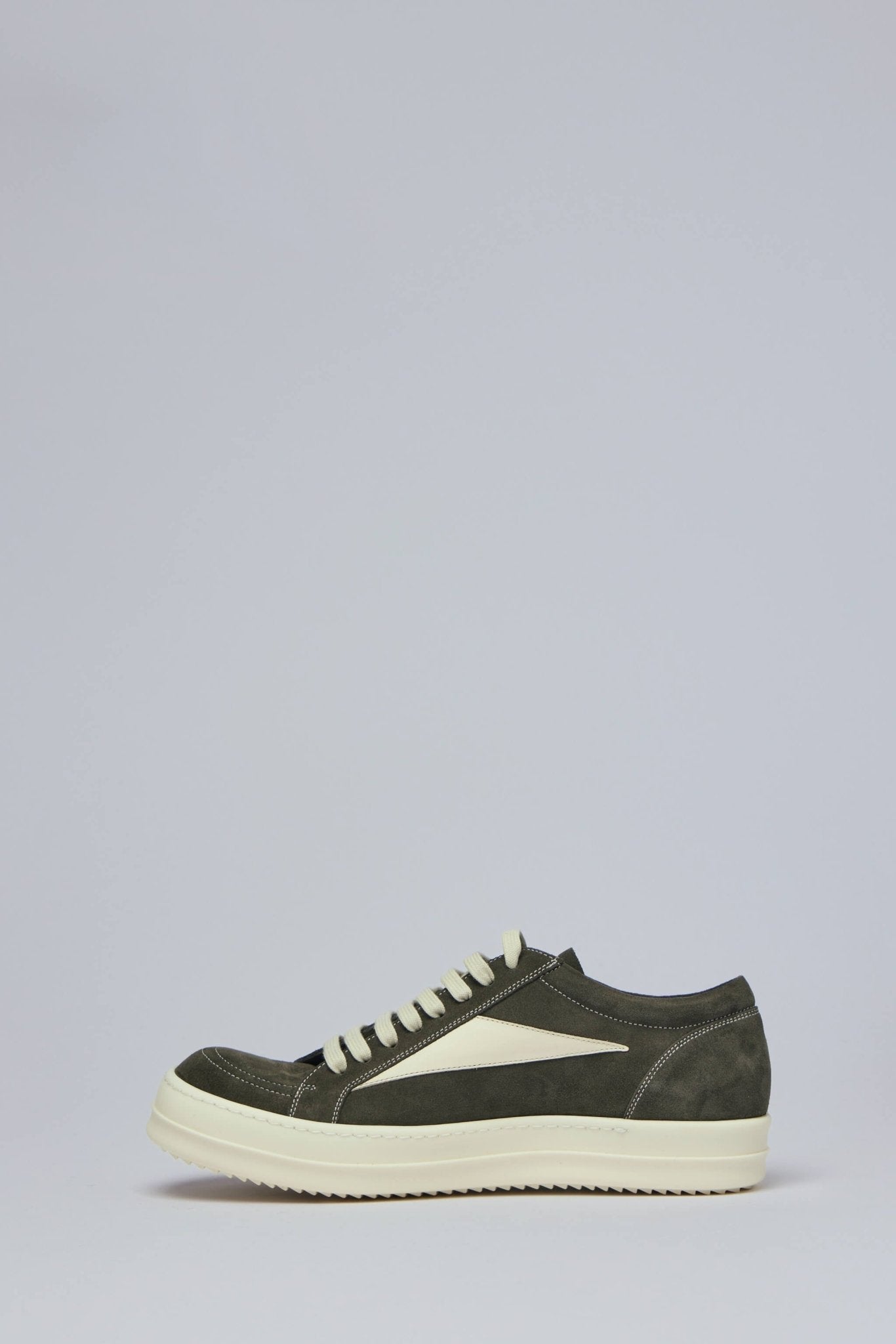 Suede Vintage Sneakers