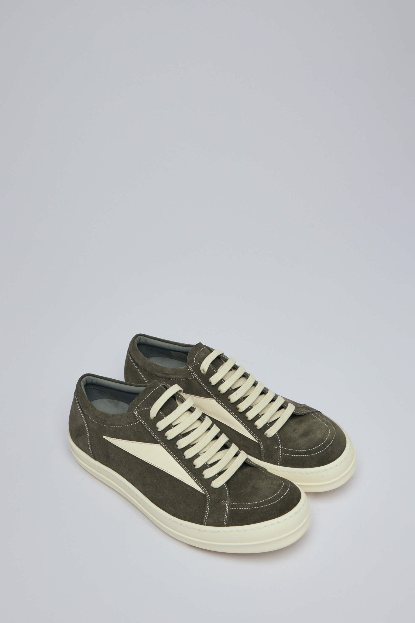 Suede Vintage Sneakers