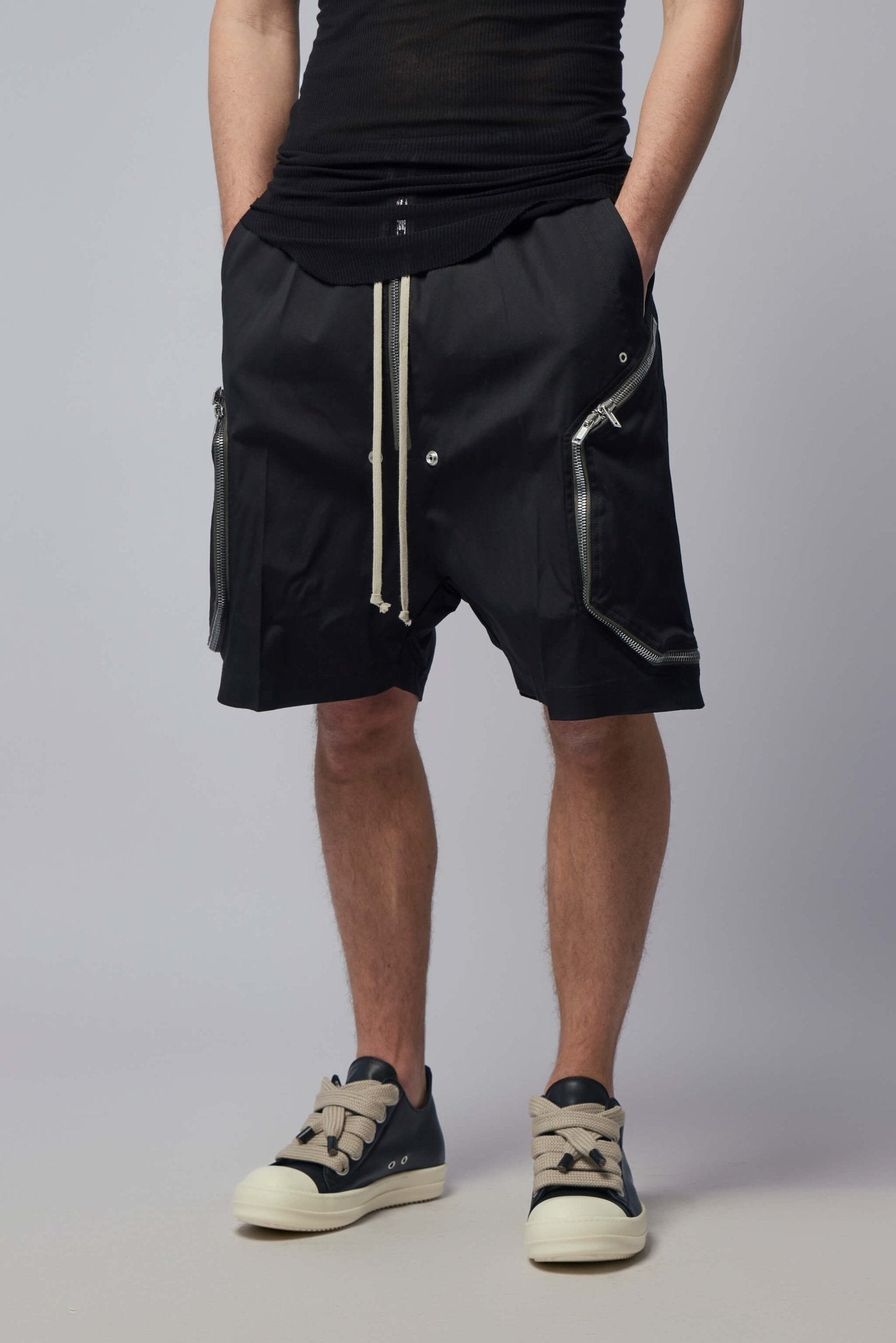 Woven Shorts - Heizer Bela