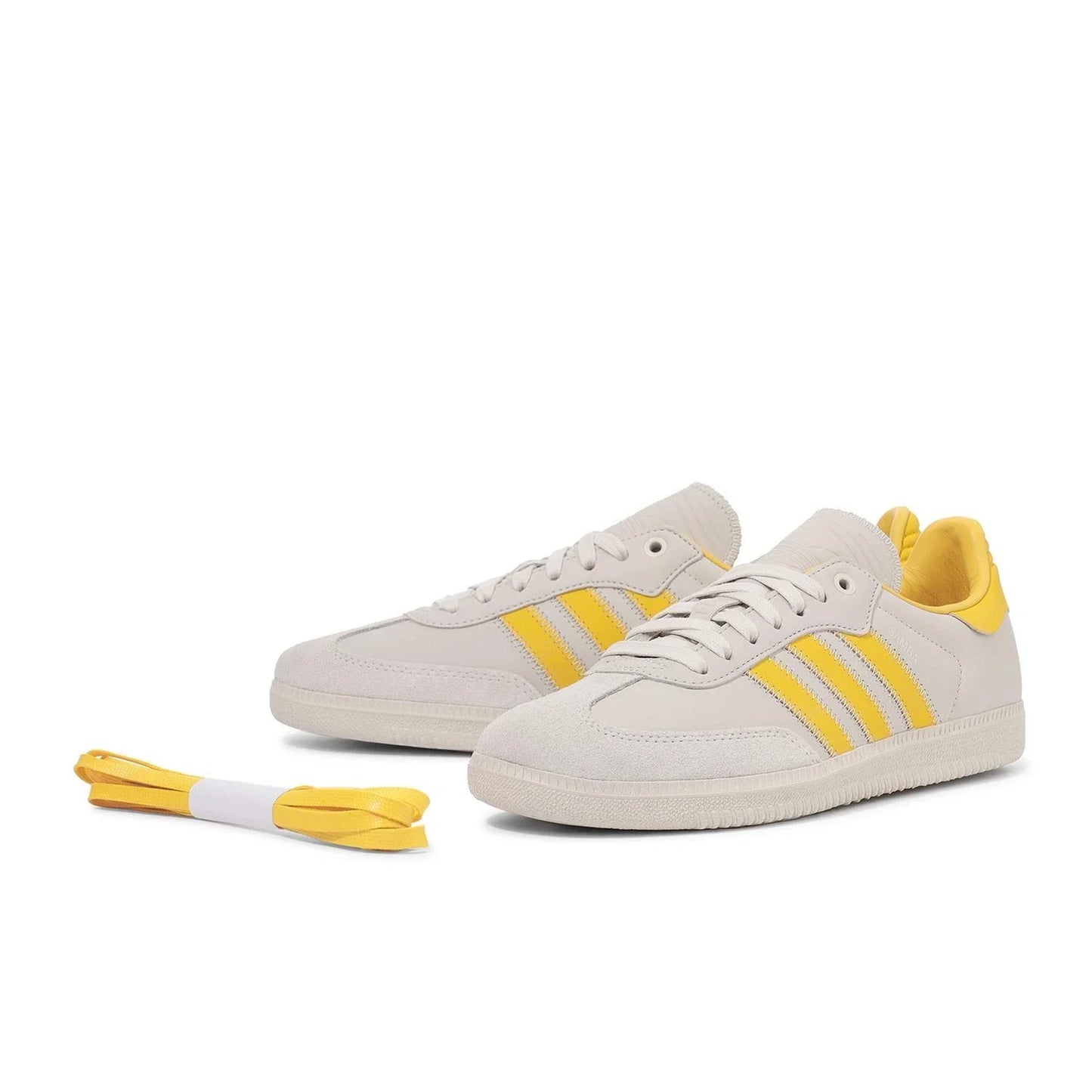 [id9068] Mens adidas Samba 'humanrace Bold Gold'