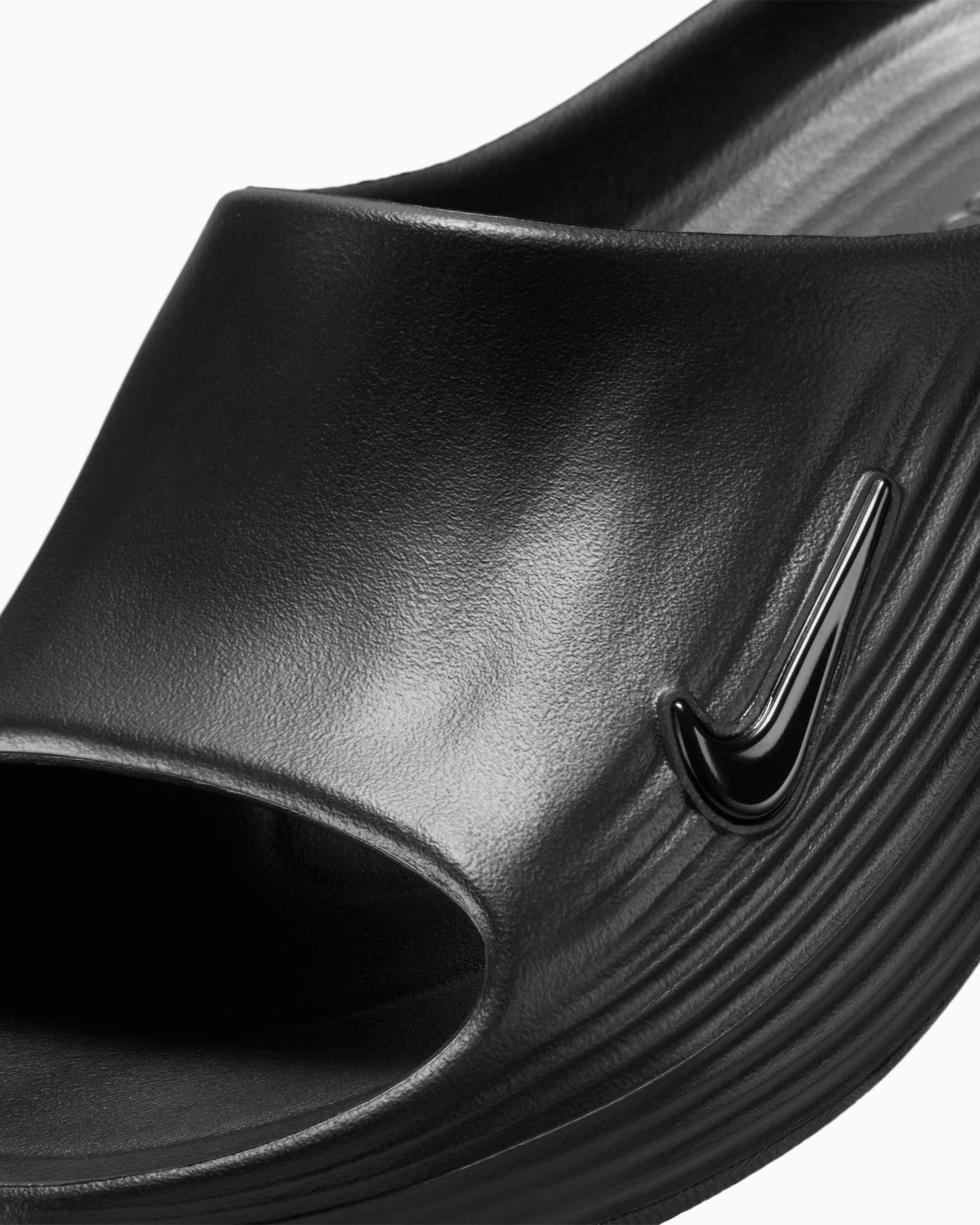 Nike Women's ReactX Rejuven8 Slide