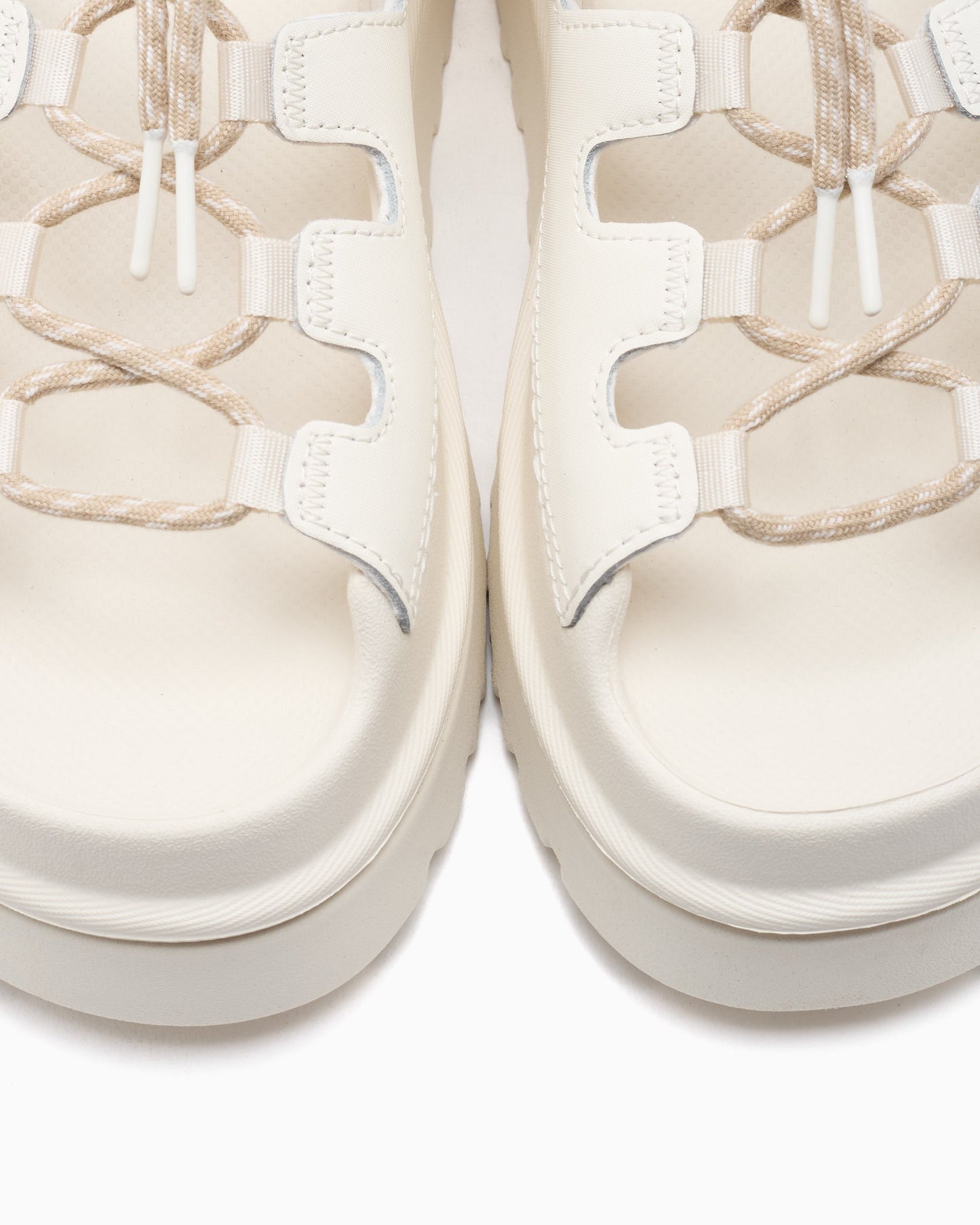 UGG® Women's GoldenGlow Toggle