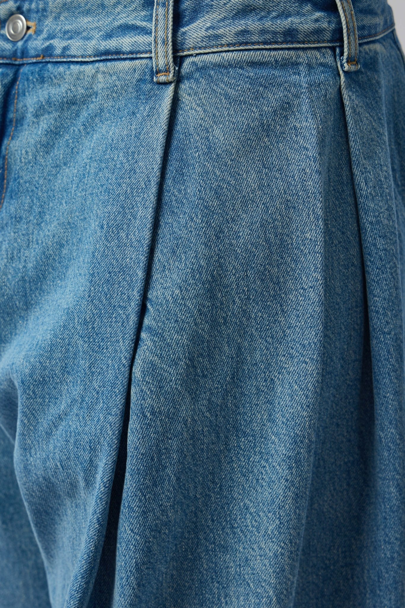 Denim 410 Bermuda Jeans