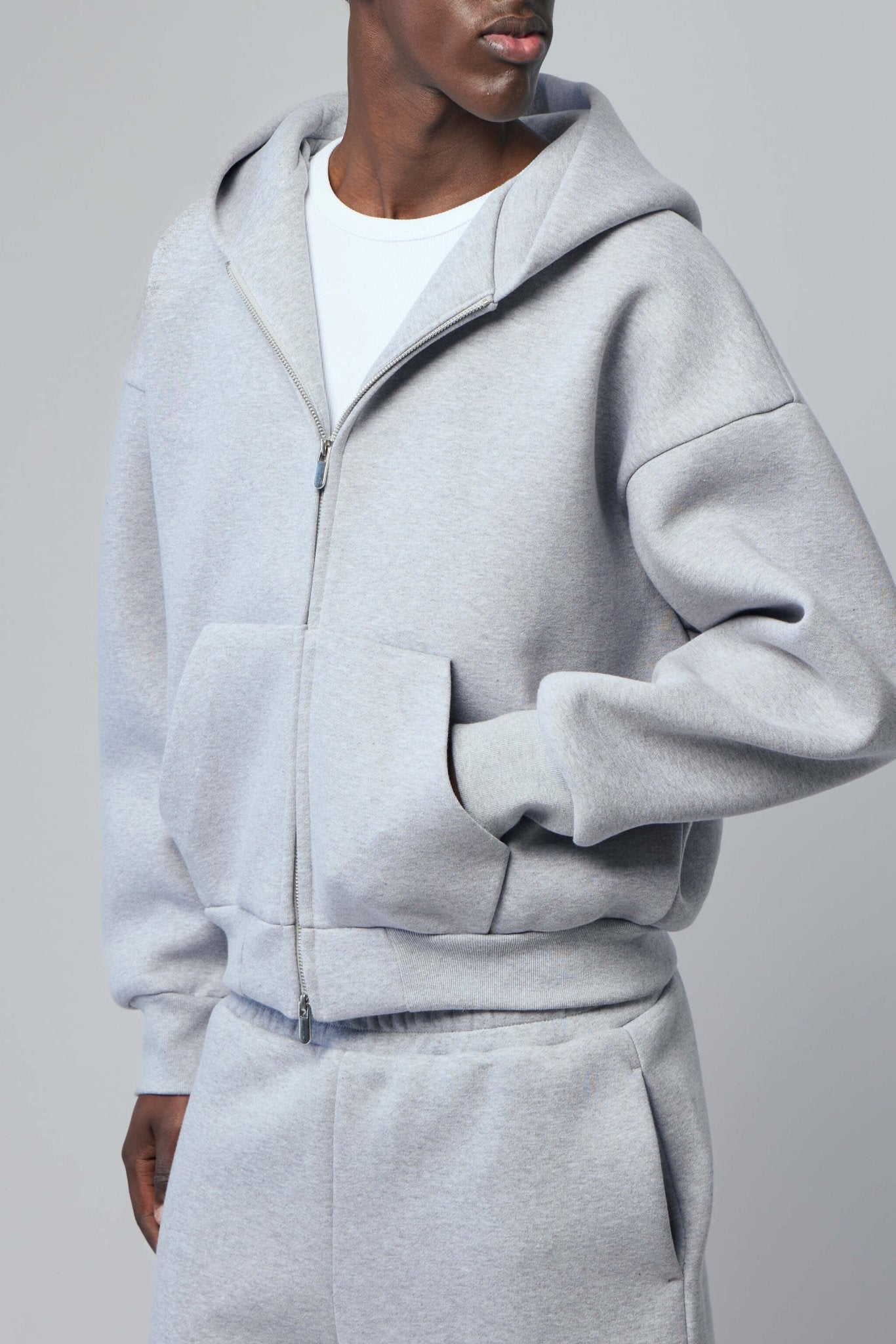 V2 Zipped Hoodie