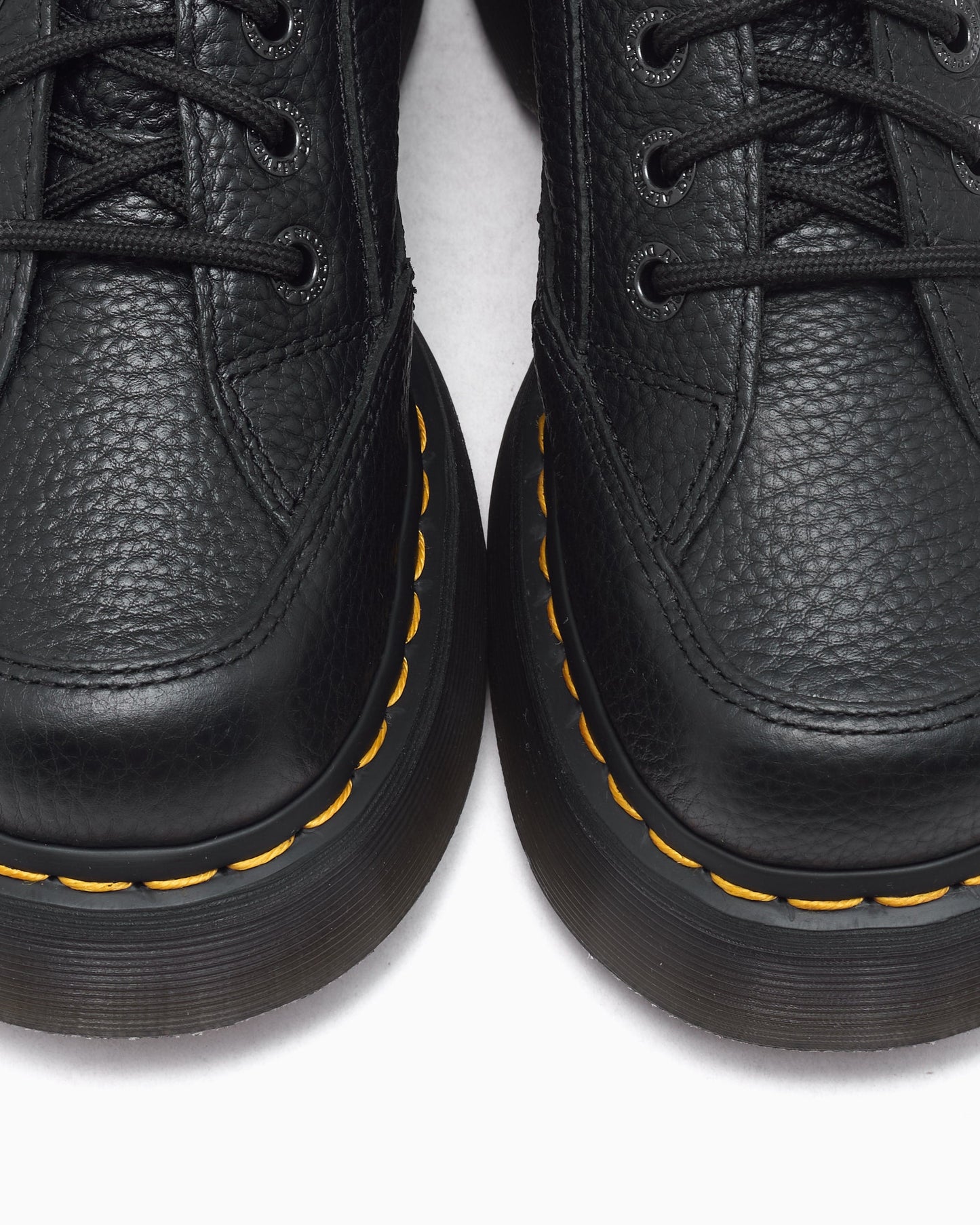 Zapatos Dr. Martens Buzz 5i para mujer