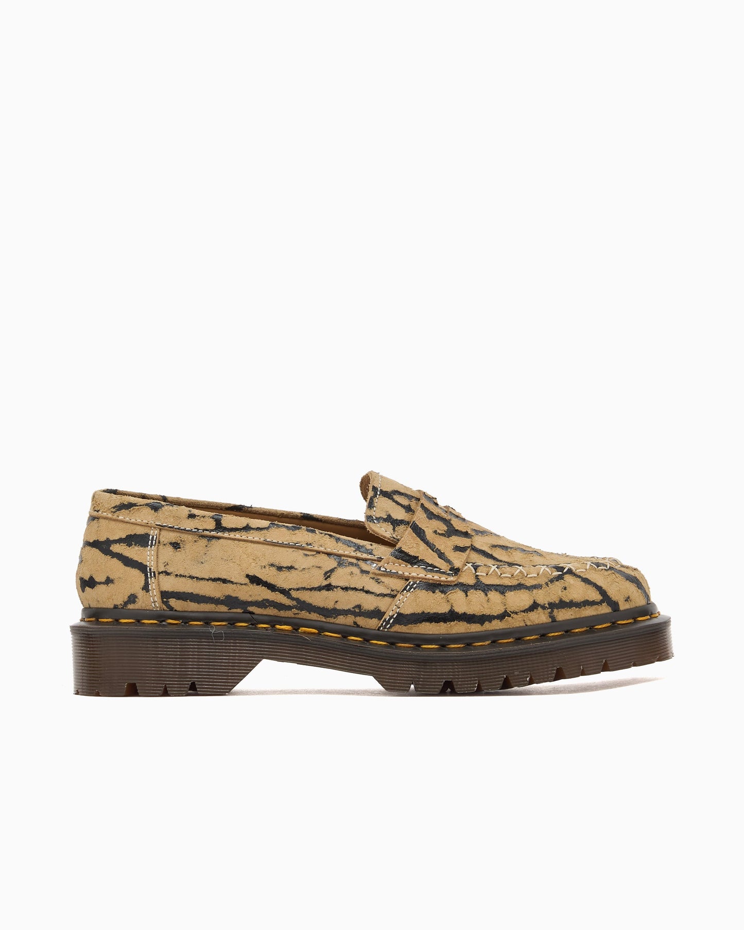 Zapatos Dr. Martens Delapre Penny "Wild Emboss" Unisex