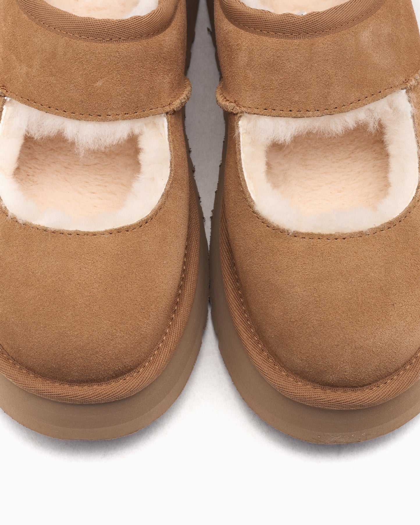 Zapatos UGG® Bea Mary Jane para mujer