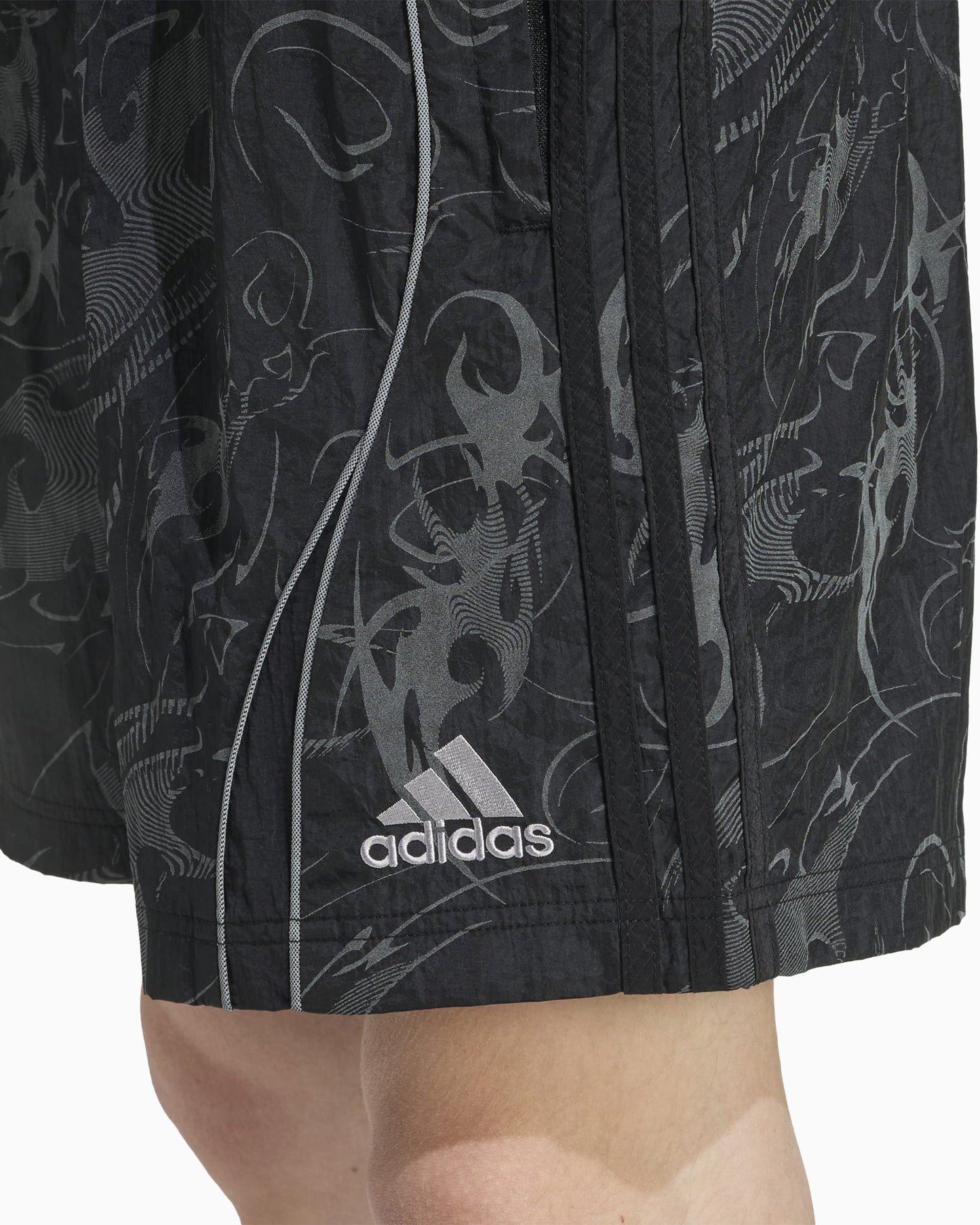 Pantalones cortos adidas Originals Adilenium Adilenium Teamgeist para hombre