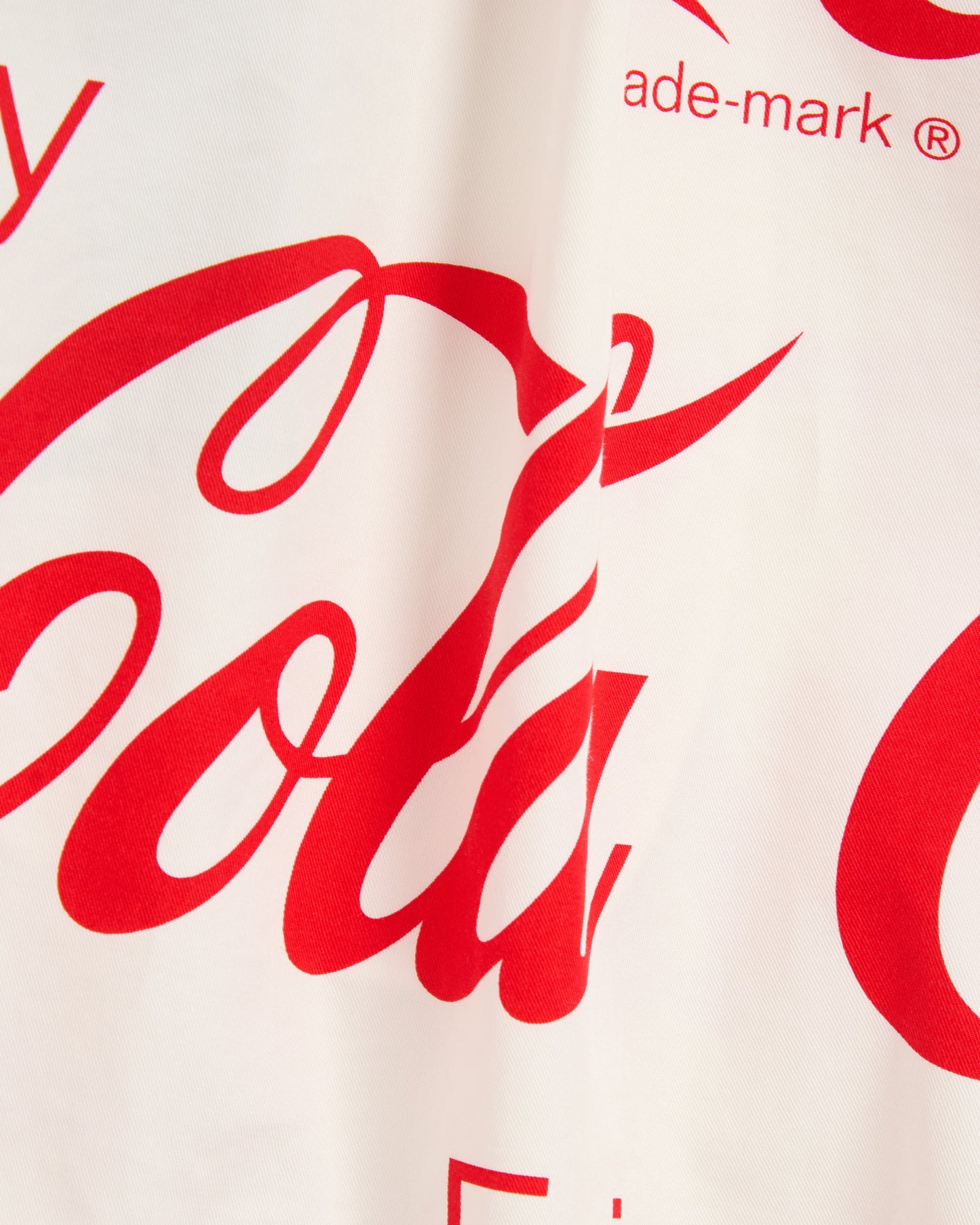 Pantalones cortos Relaxed adidas Originals x Coca-Cola Classic Sport para hombre