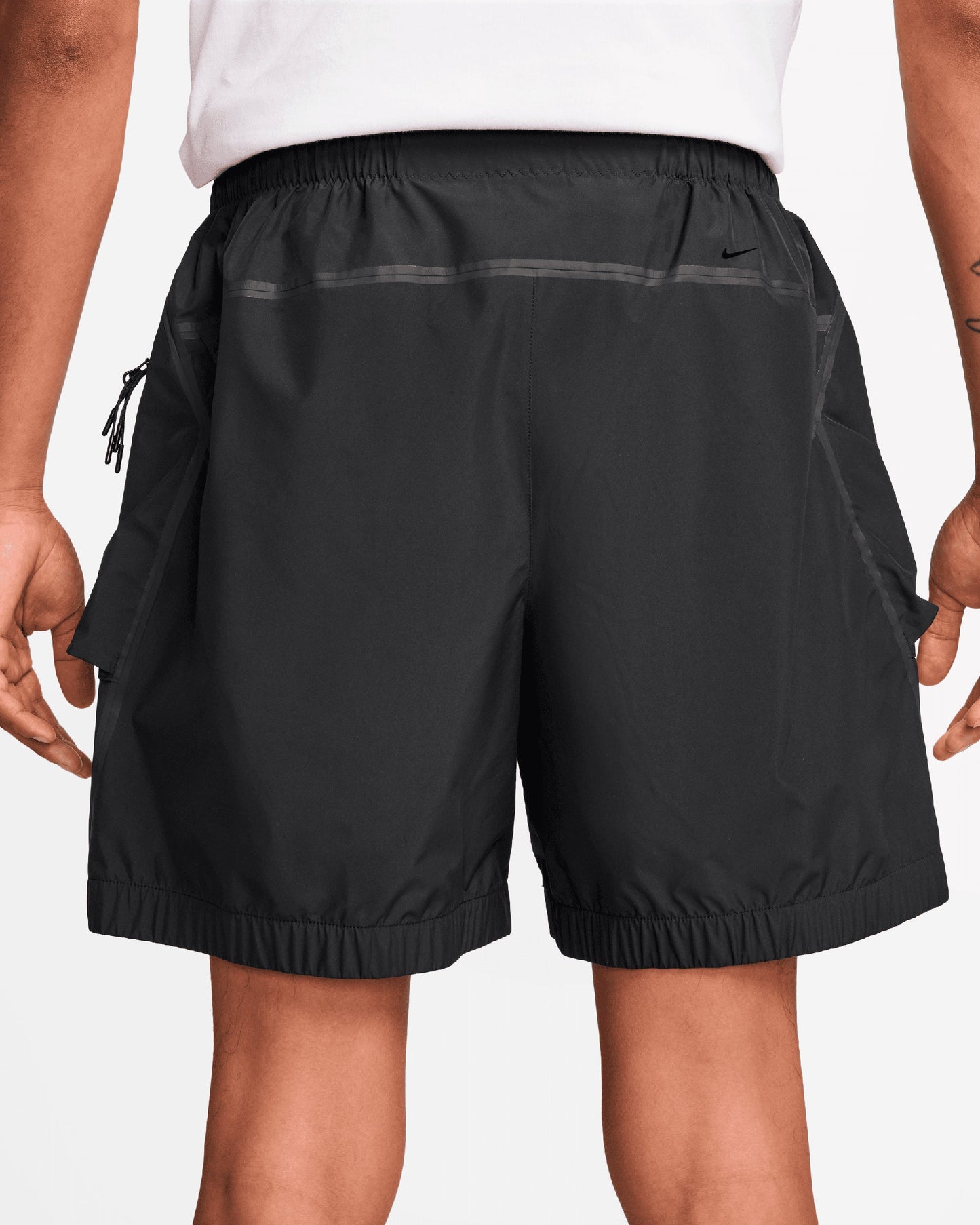 Pantalones cortos Nike Sportswear Tech Storm-FIT Lightweight para hombre