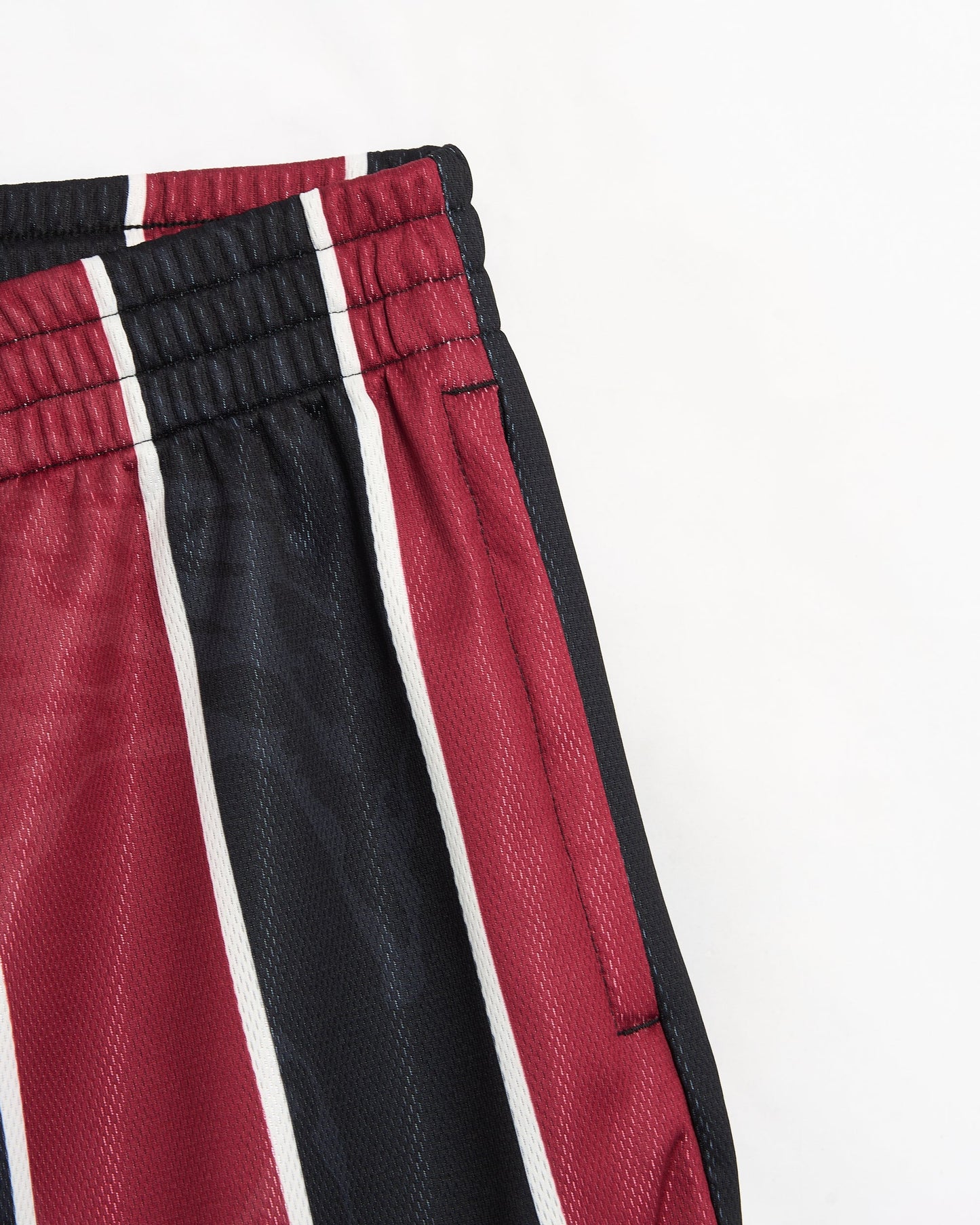 Pantalones cortos Relaxed OVER THE PITCH x Mizuno Football para hombre