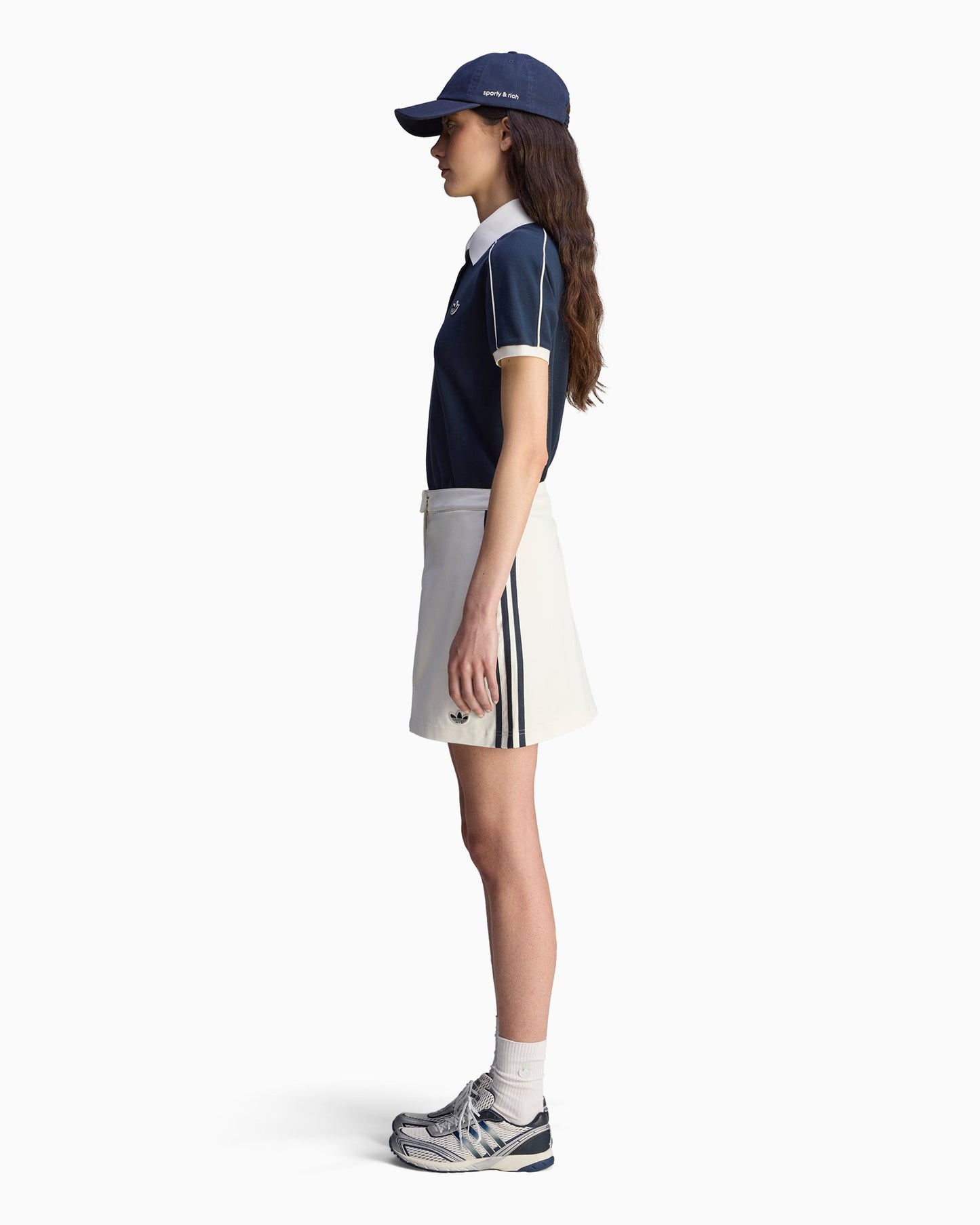 Falda corta adidas Originals x Sporty & Rich para mujer