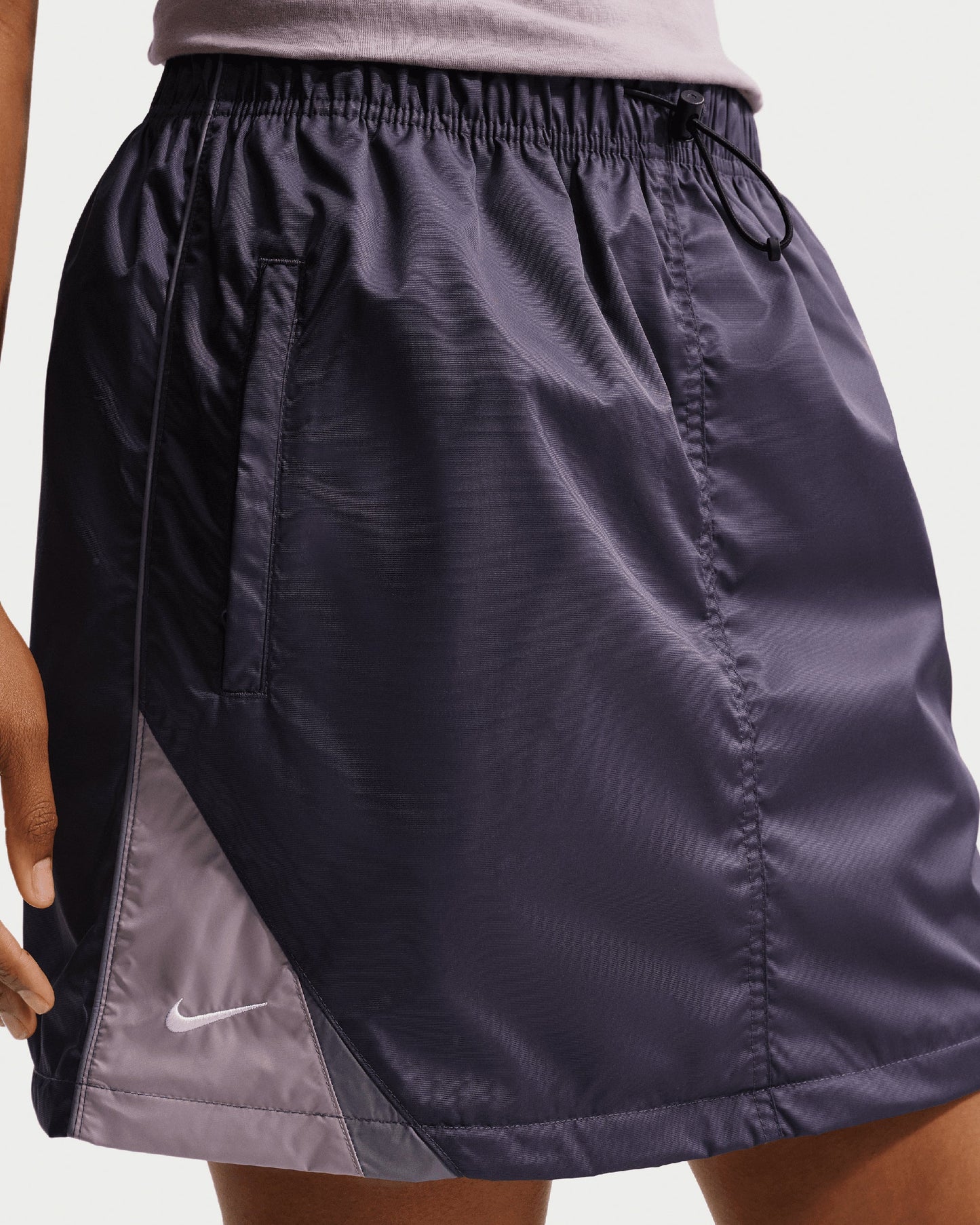 Falda larga Relaxed Desmontable Nike Sportswear Shox para mujer