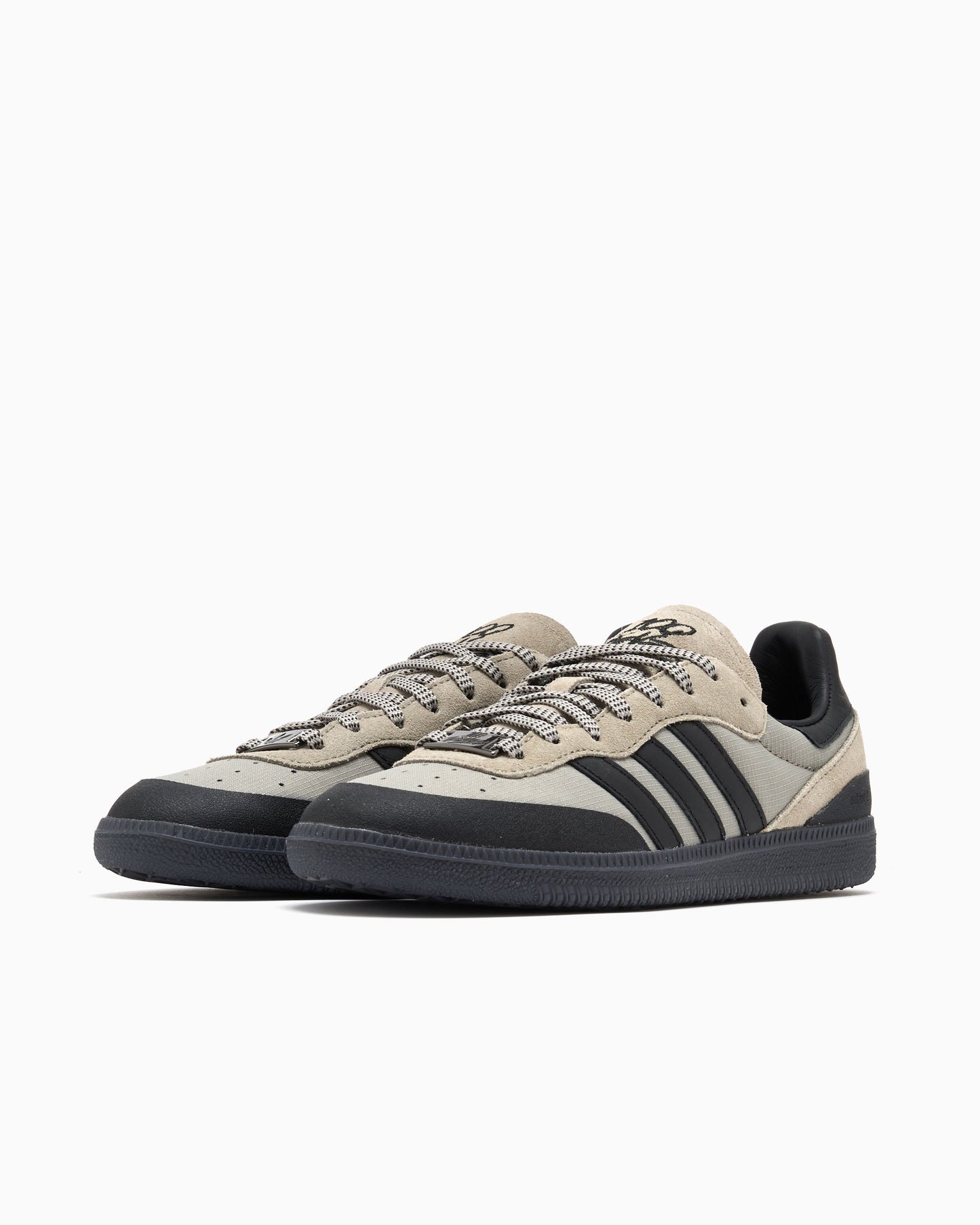 adidas Originals x 100 Thieves Palos Hills