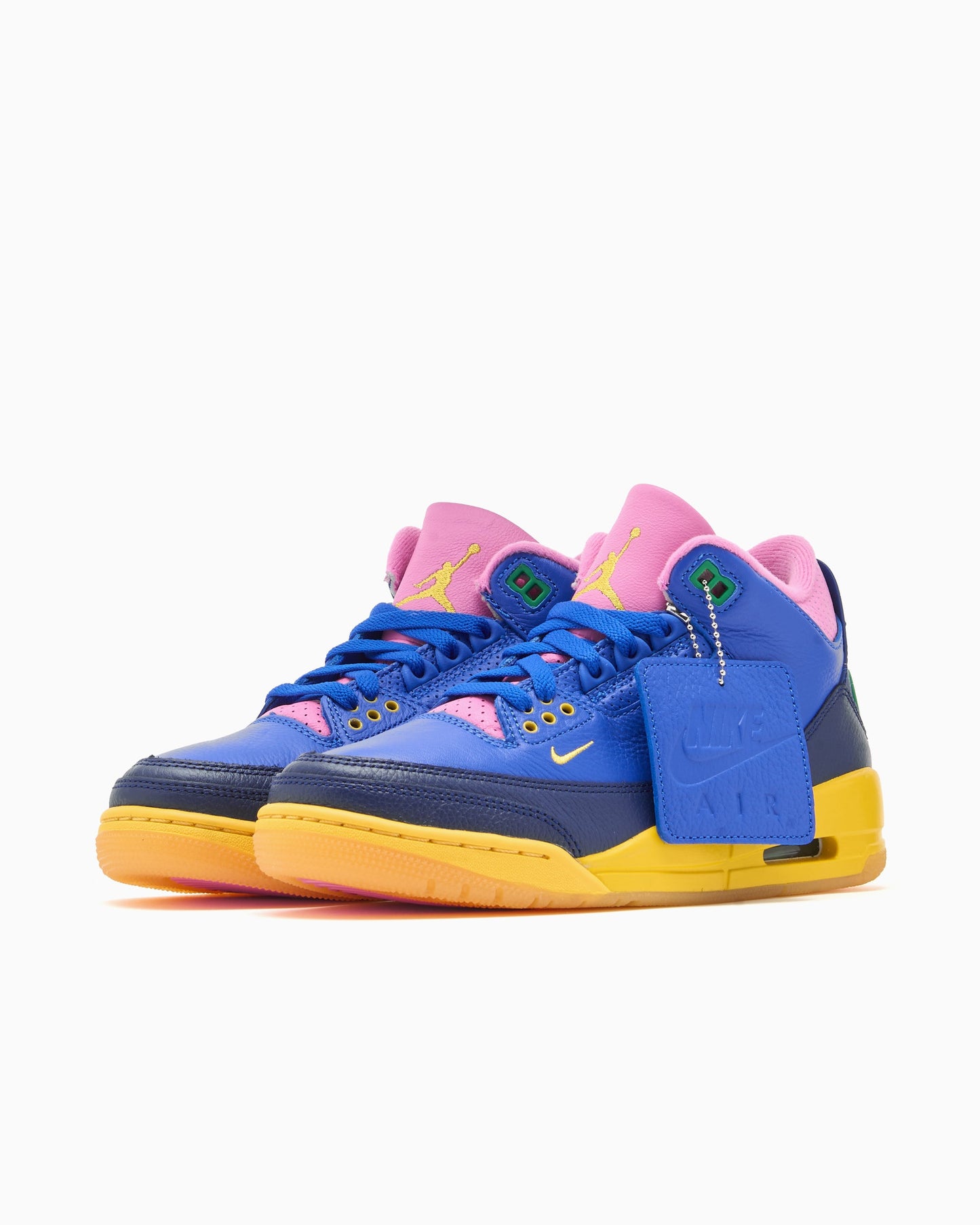 Air Jordan 3 Retro OG "Brazil"