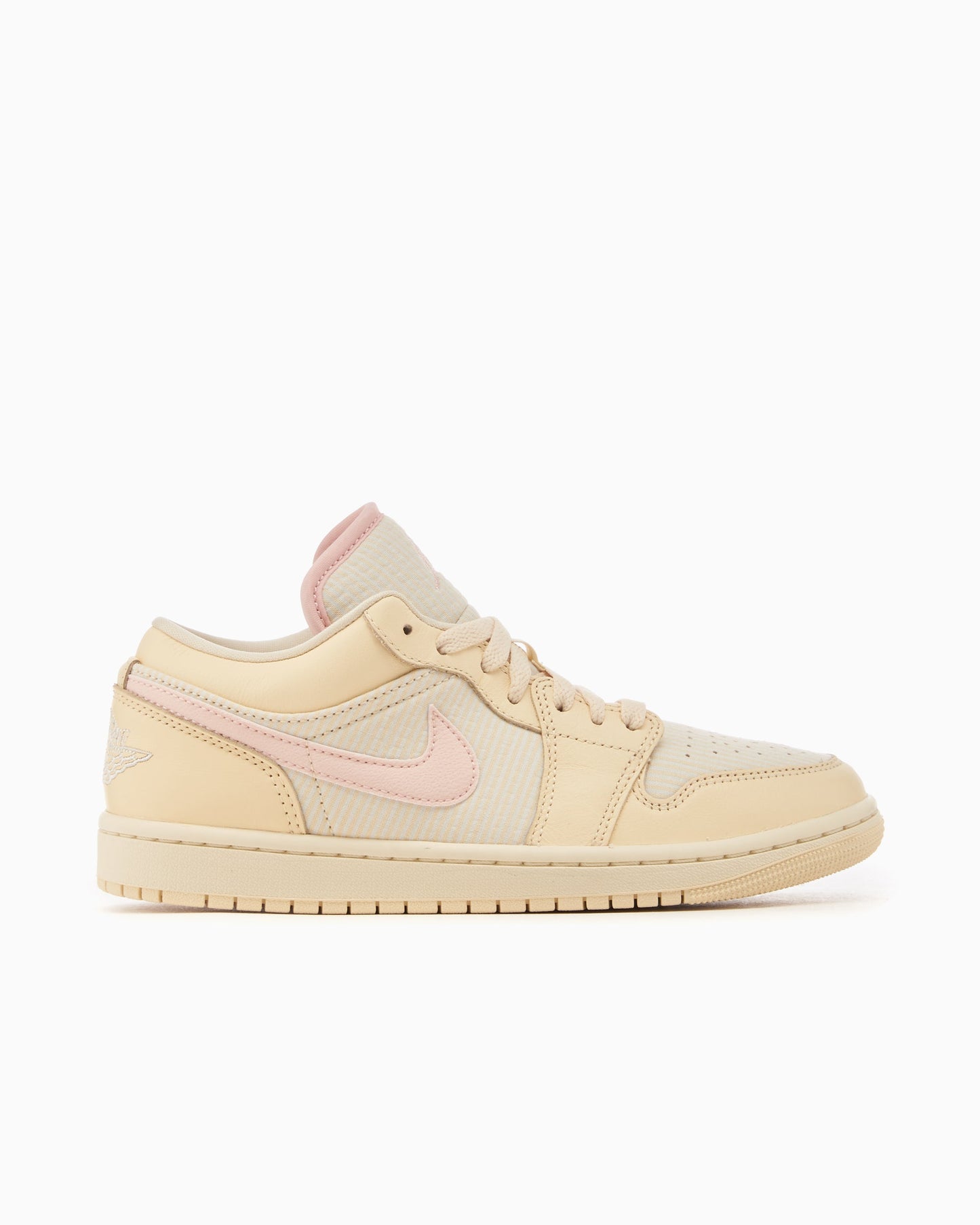 Air Jordan Women's 1 Low SE