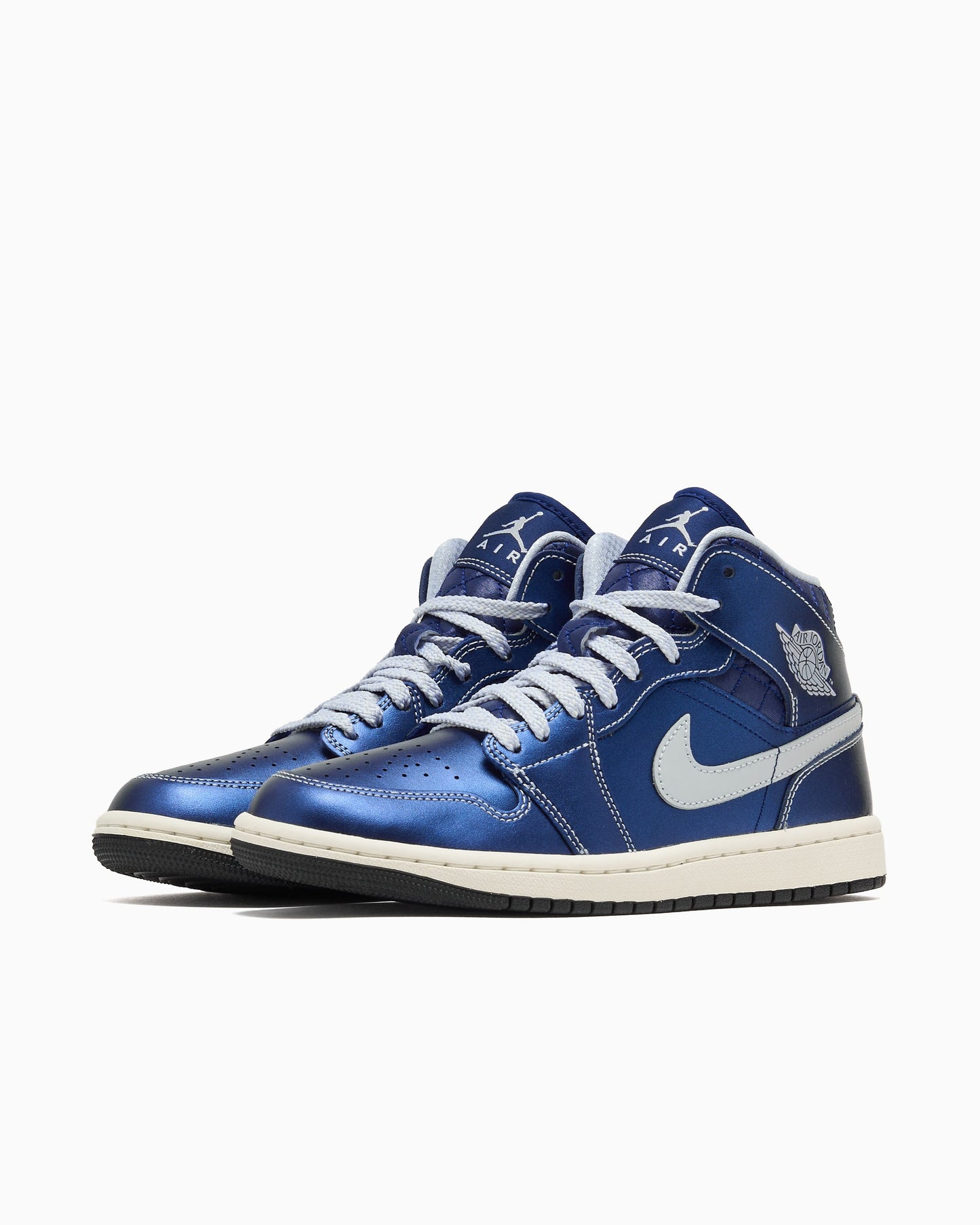 Air Jordan Women's 1 Mid SE