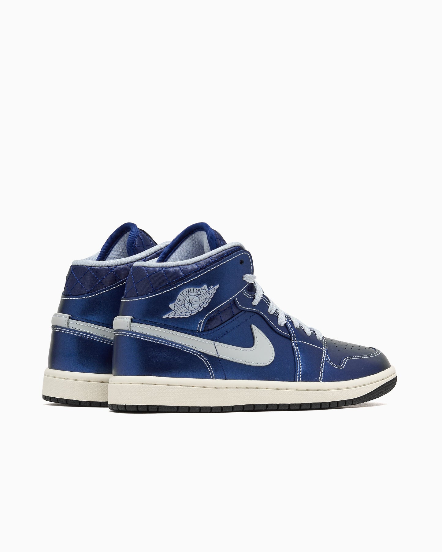 Air Jordan Women's 1 Mid SE