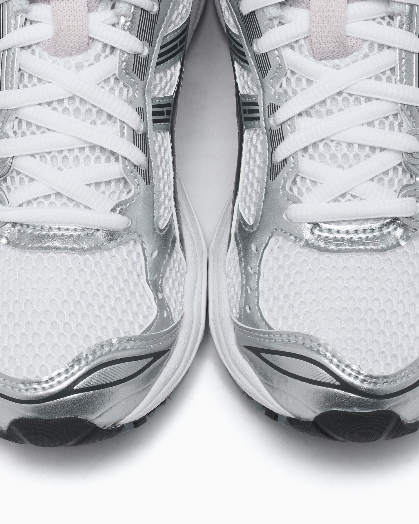 ASICS Gel-Kayano 14