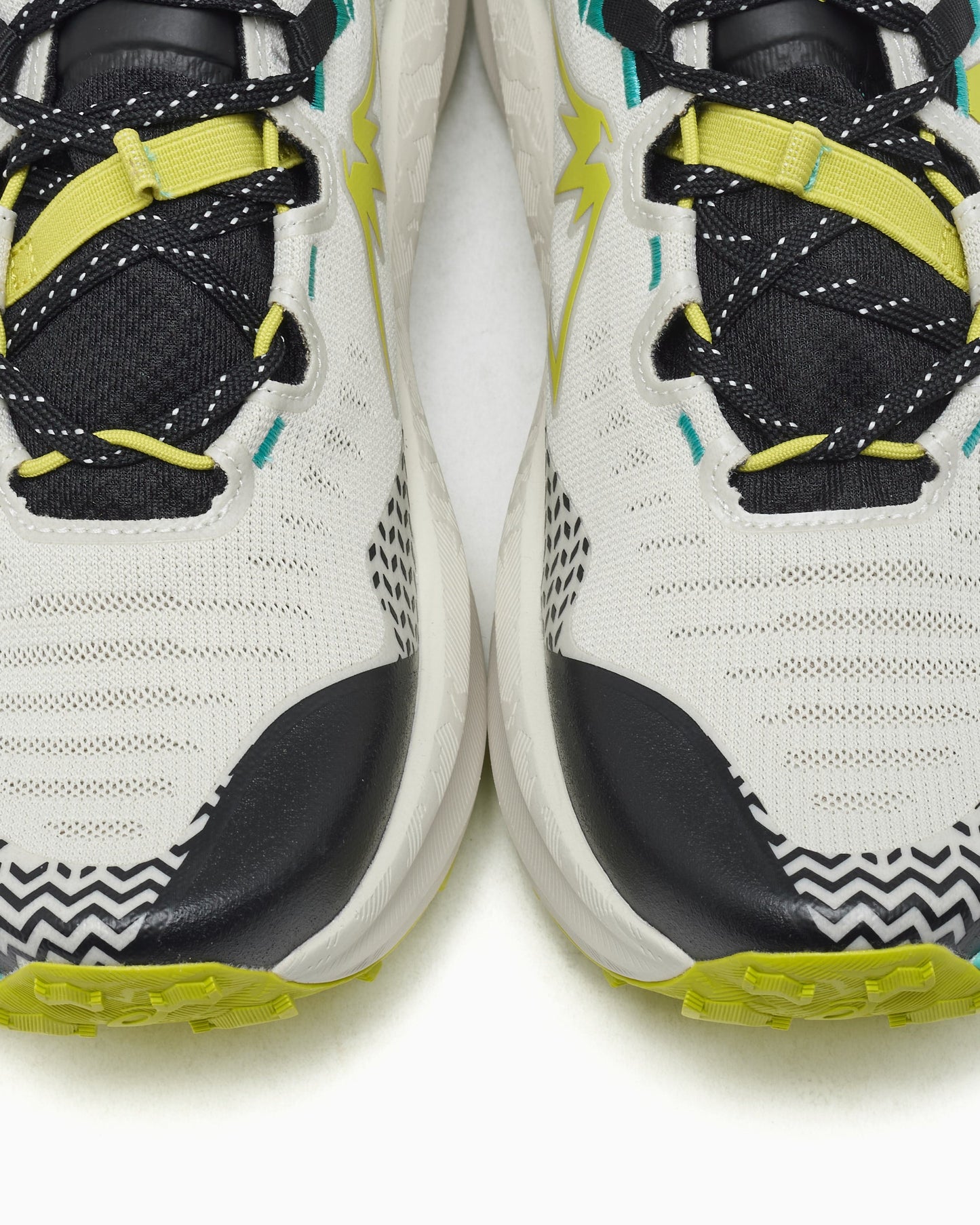 ASICS Trabuco Max 5