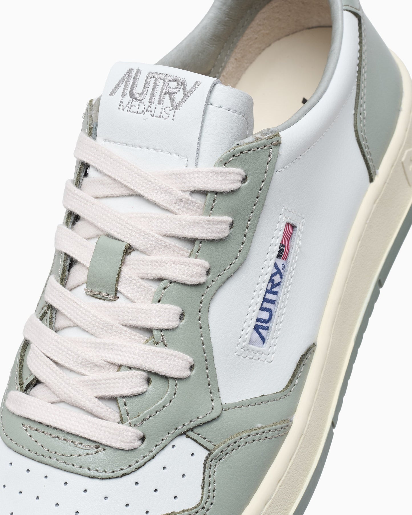 Autry Medalist Low Leather