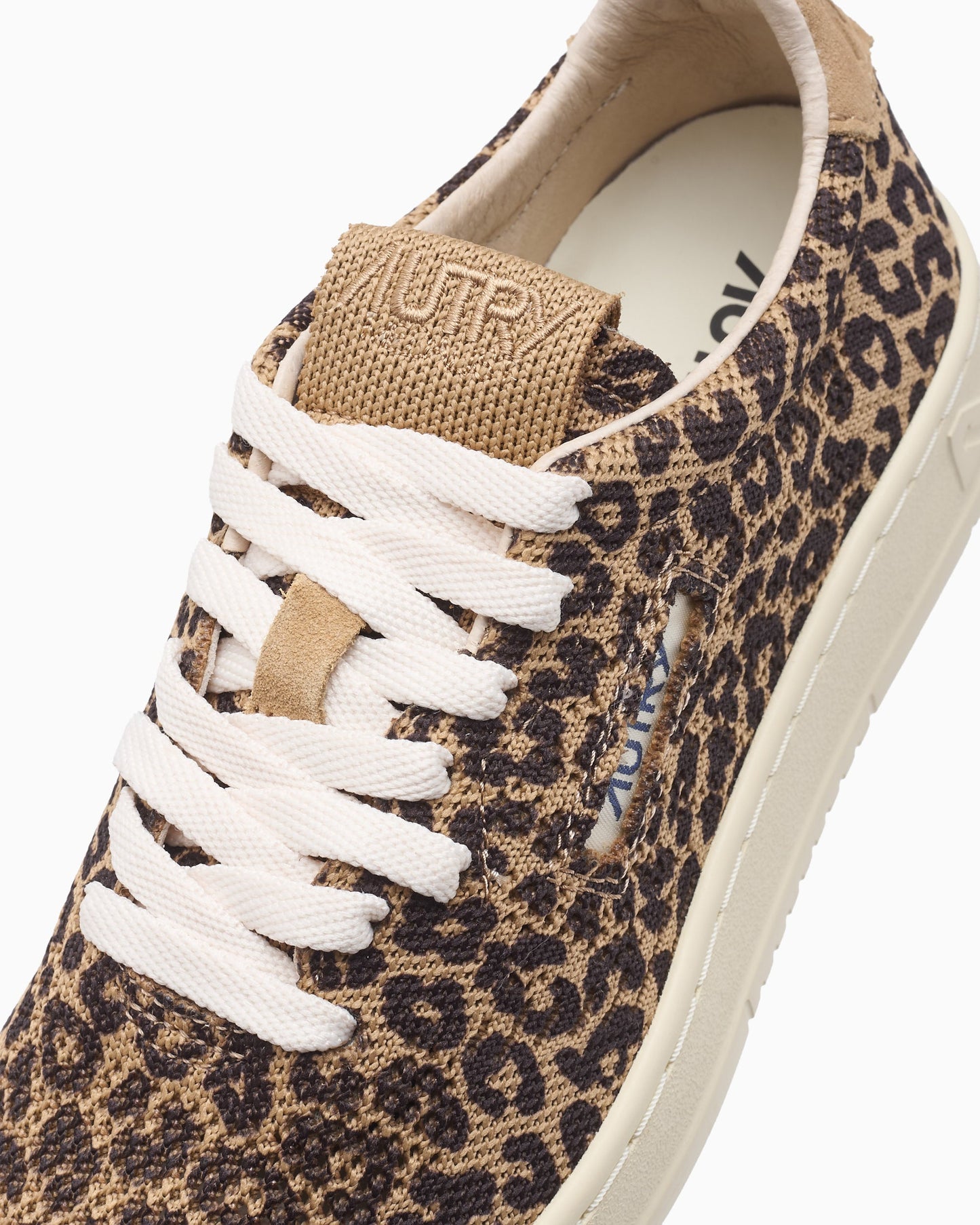 Autry Women's Medalist Easeknit Low "Leopard Print"