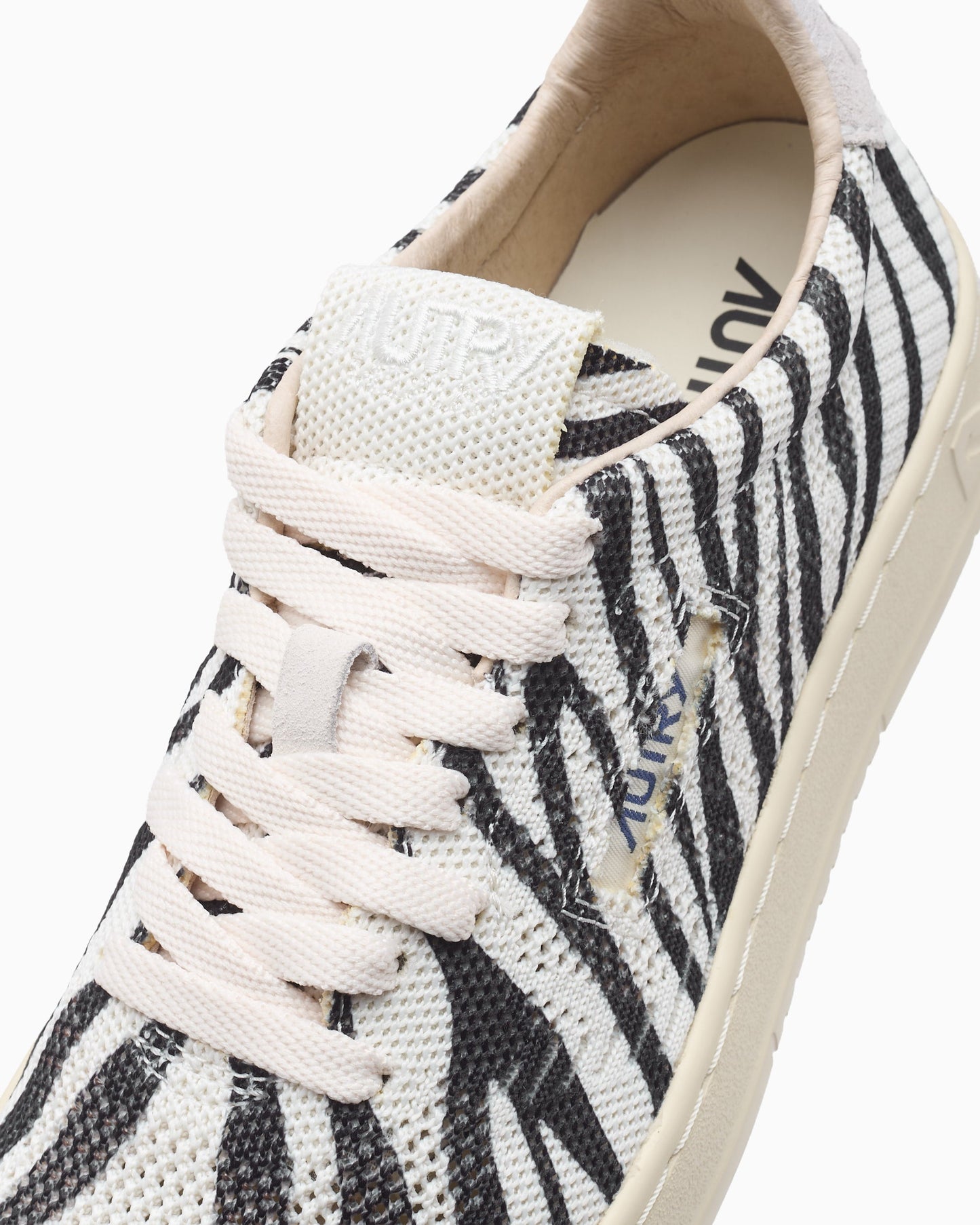 Autry Women's Medalist Easeknit Low "Zebra Print"