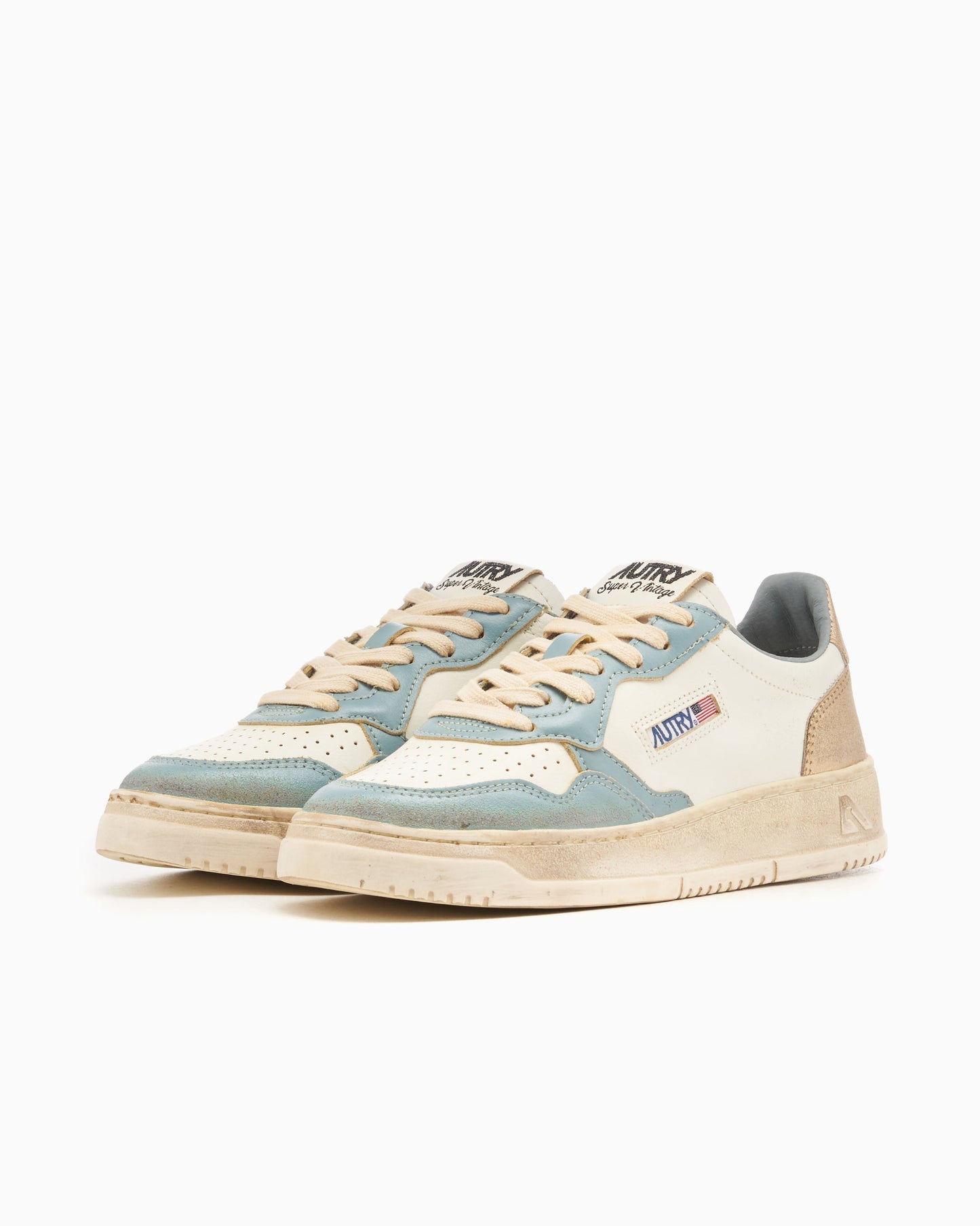 Autry Women's Medalist Low Super Vintage Leather