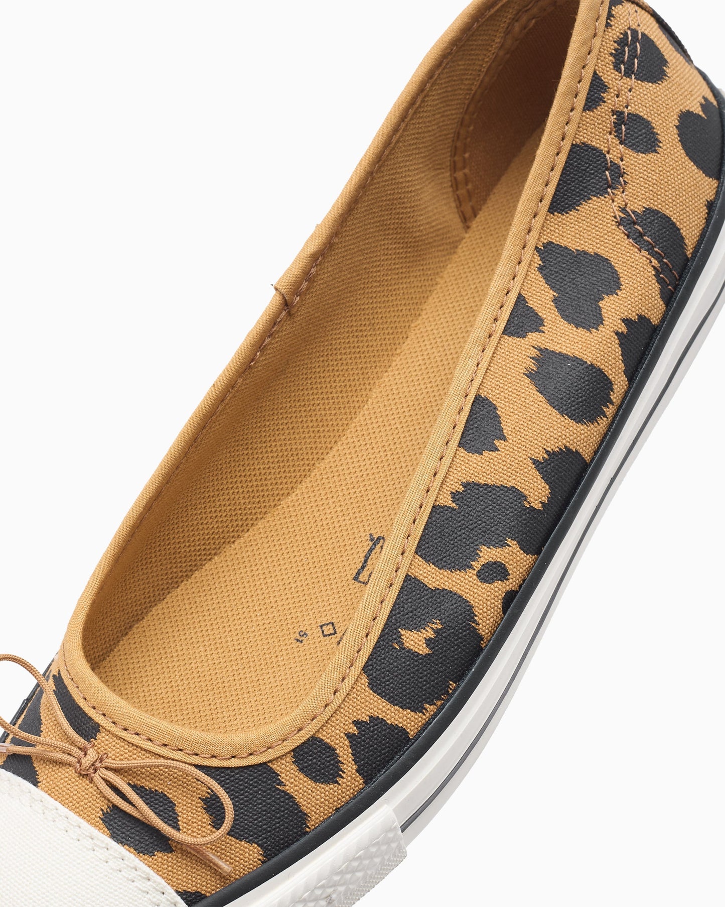Converse Chuck Taylor All Star Dainty Ballerina "Cow"