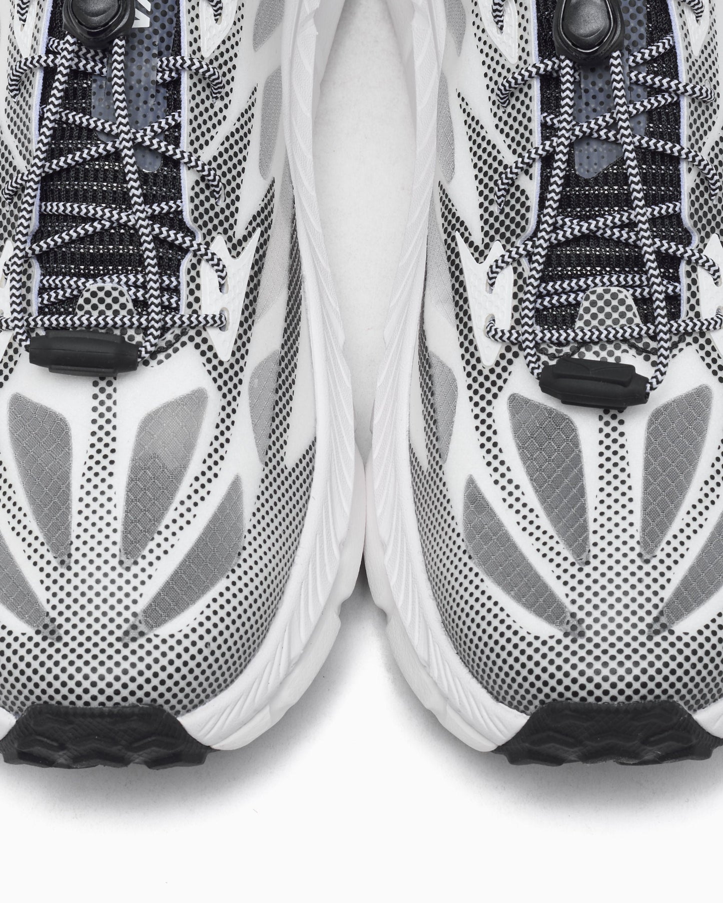 HOKA Mafate Speed 4 Lite Vibram