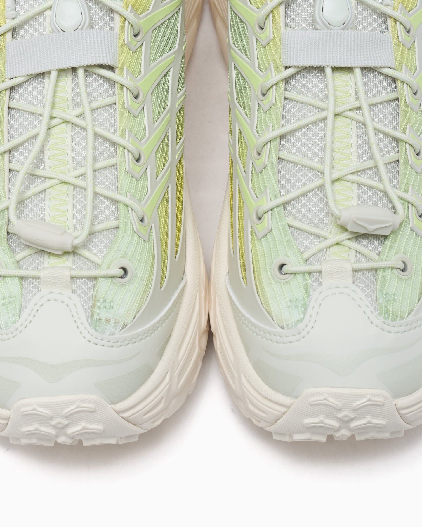 HOKA Mafate Three2 Grid Vibram