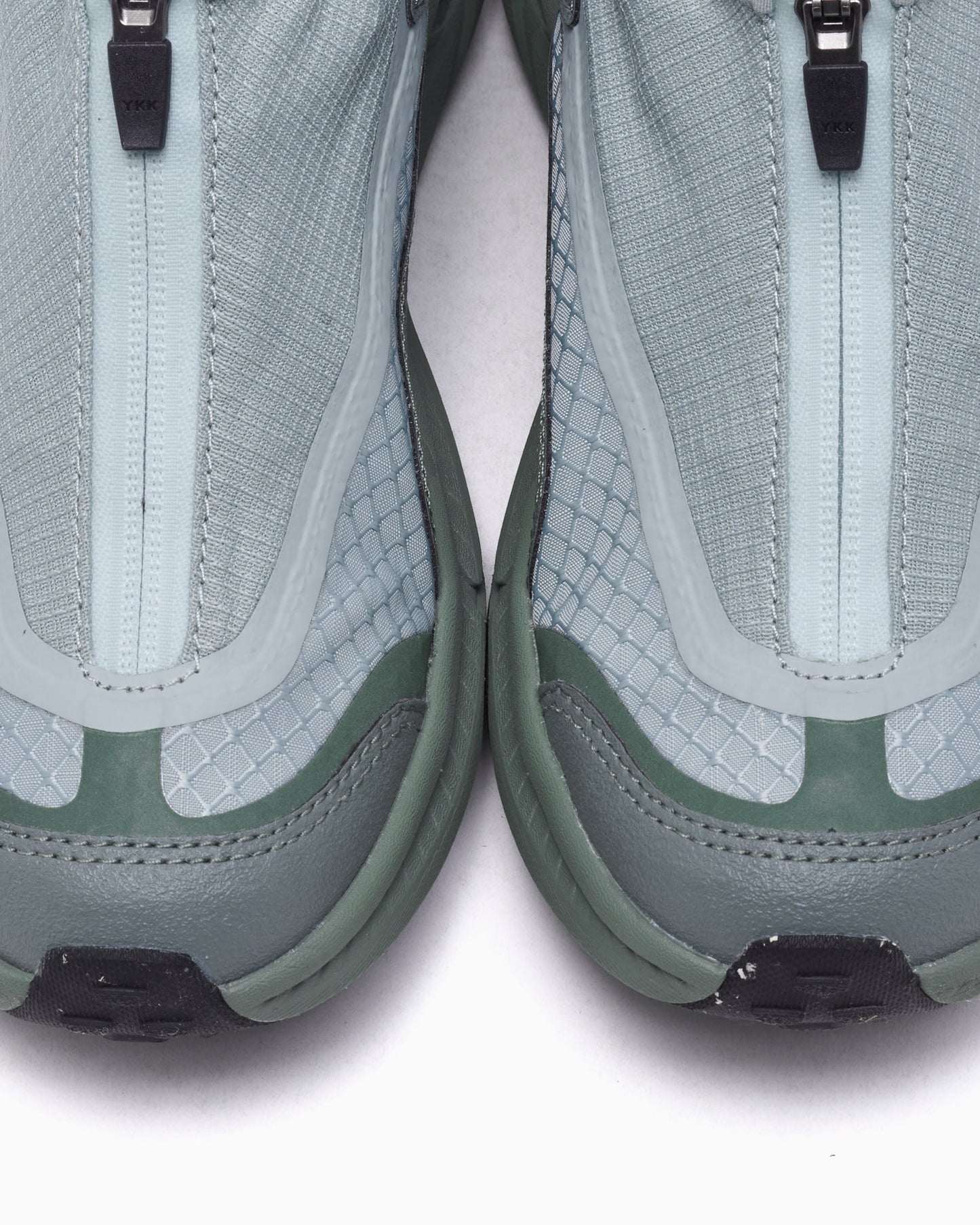 HOKA Project Transport Vibram