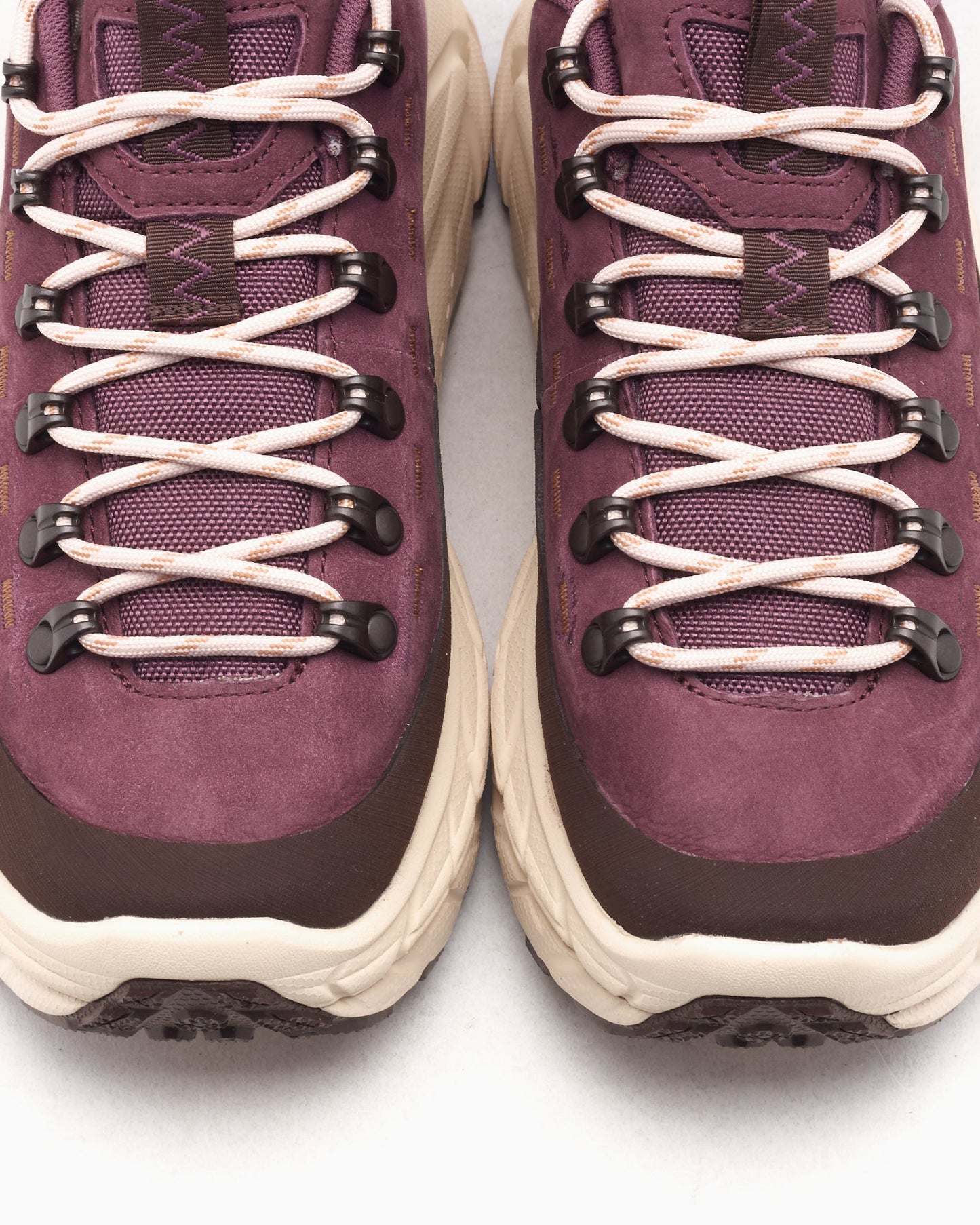 HOKA Tor Summit Vibram
