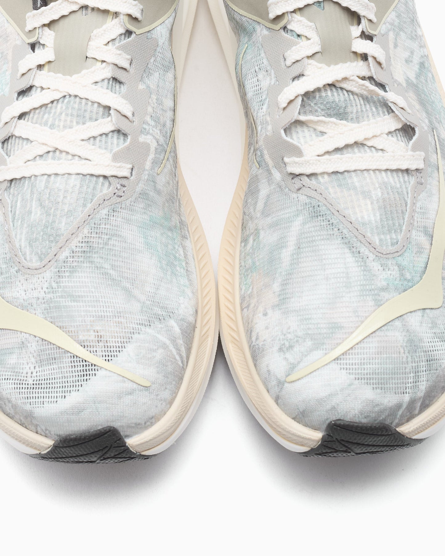 HOKA x John Elliott Rocket X 3