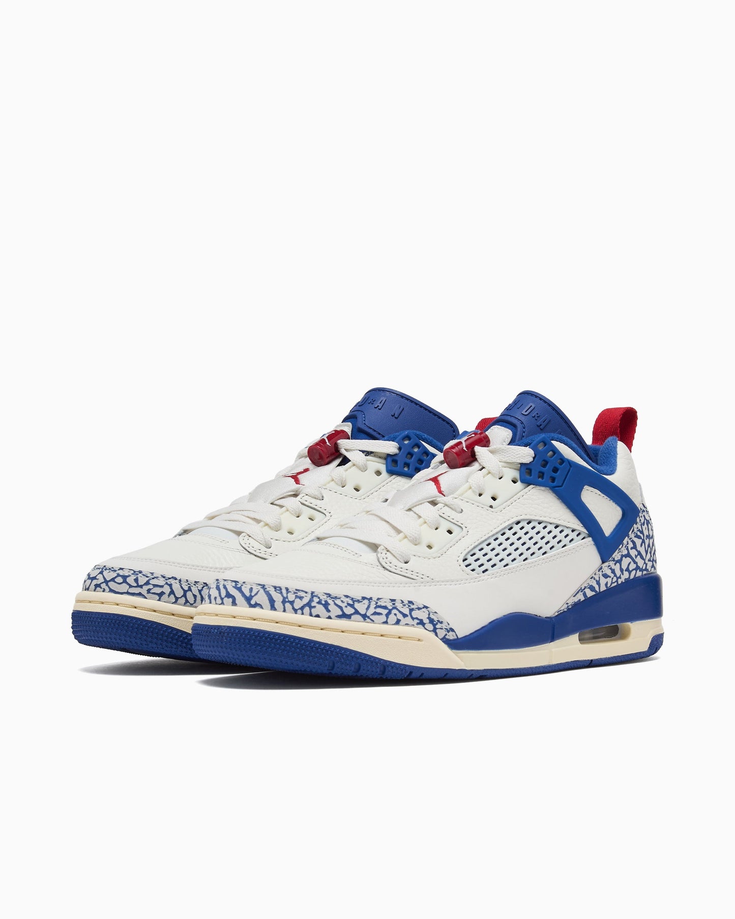 Jordan Spizike Low