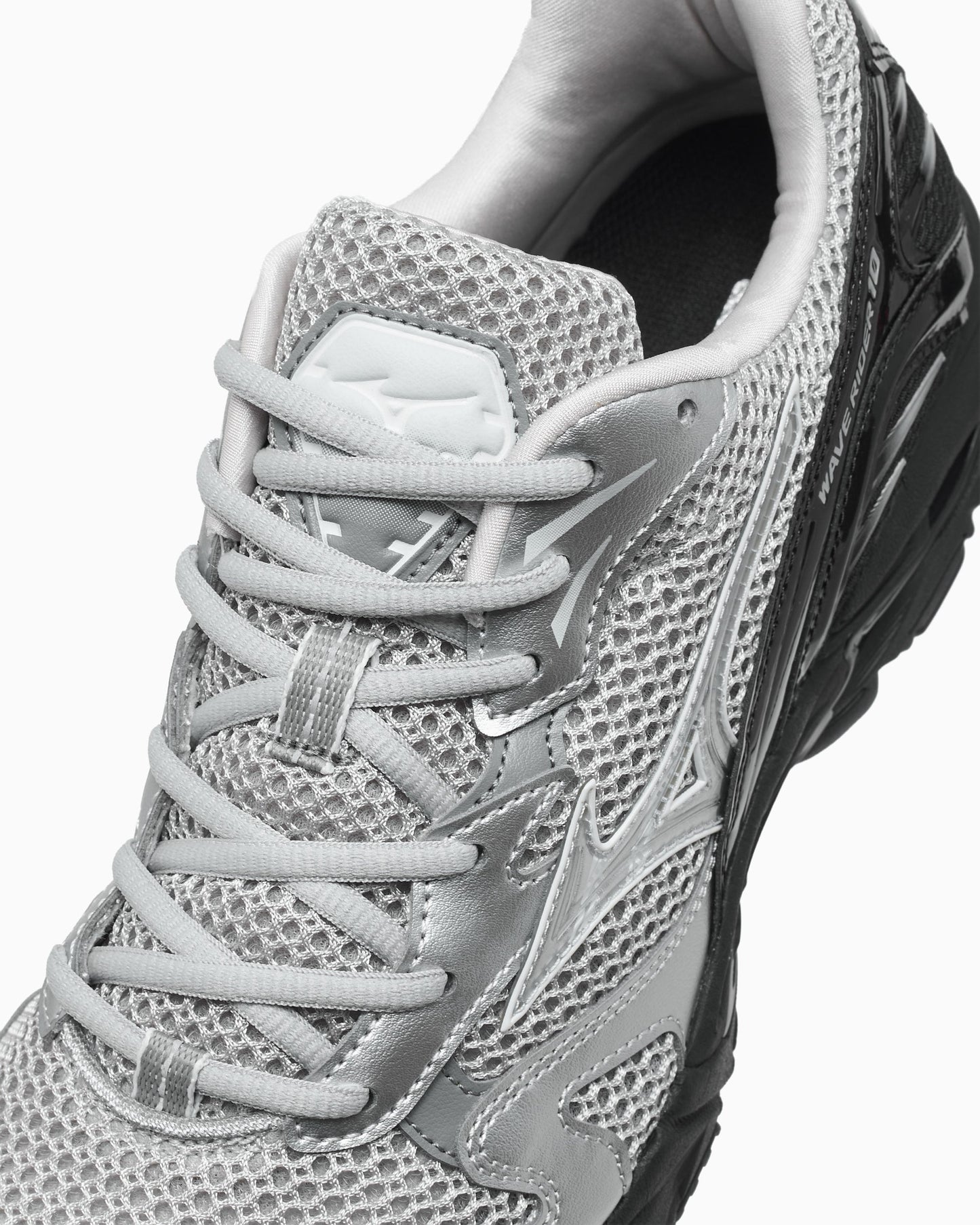 Mizuno Wave Rider 10