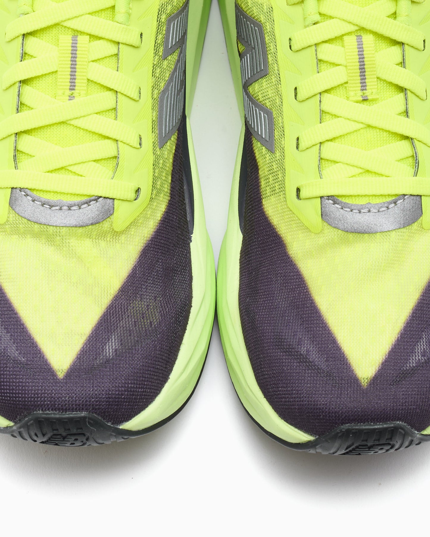 New Balance FuelCell Rebel v5 MFCX4TR