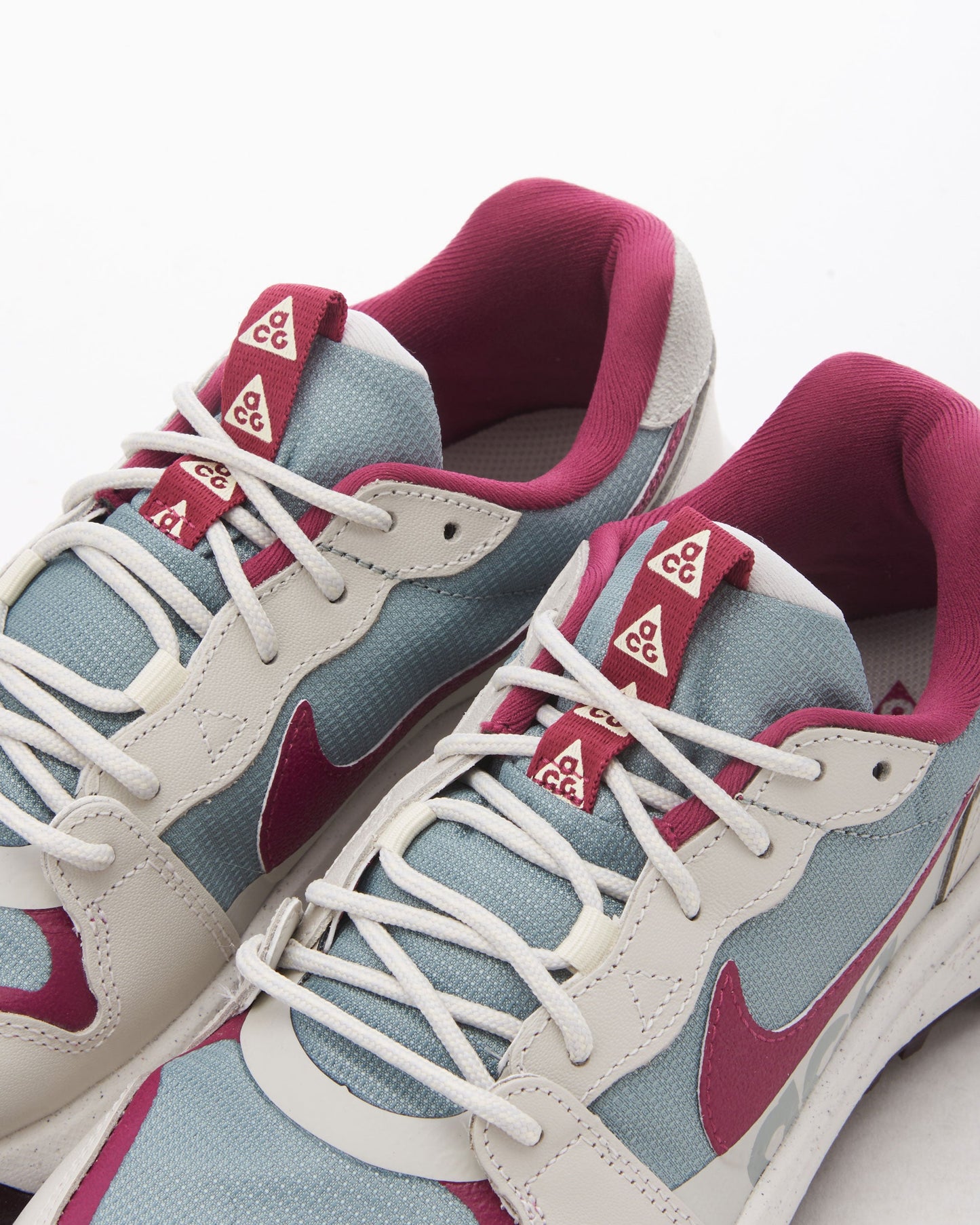 Nike ACG Lowcate