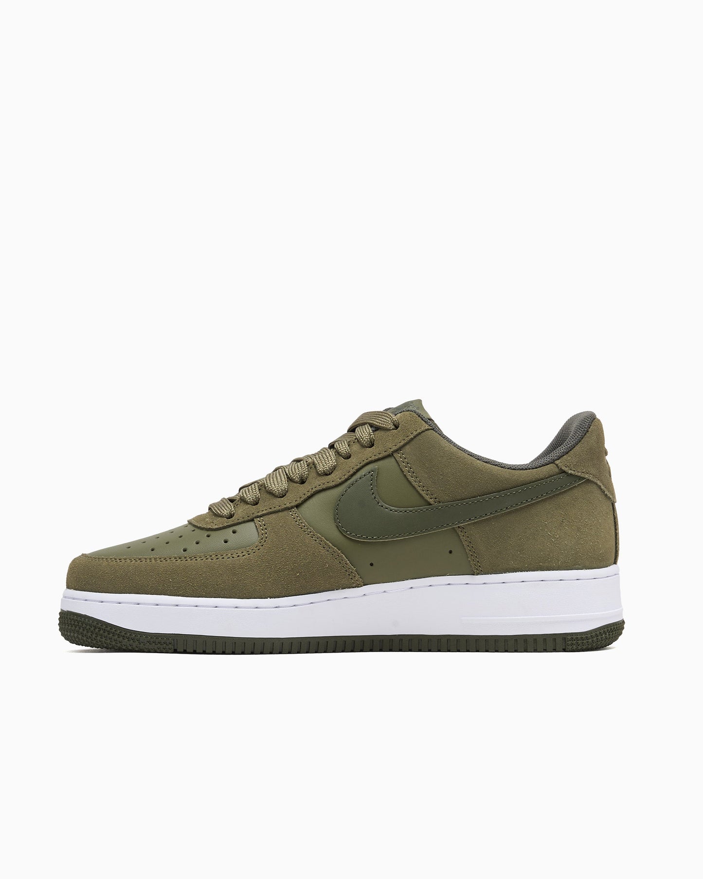 Nike Air Force 1 '07 LV8