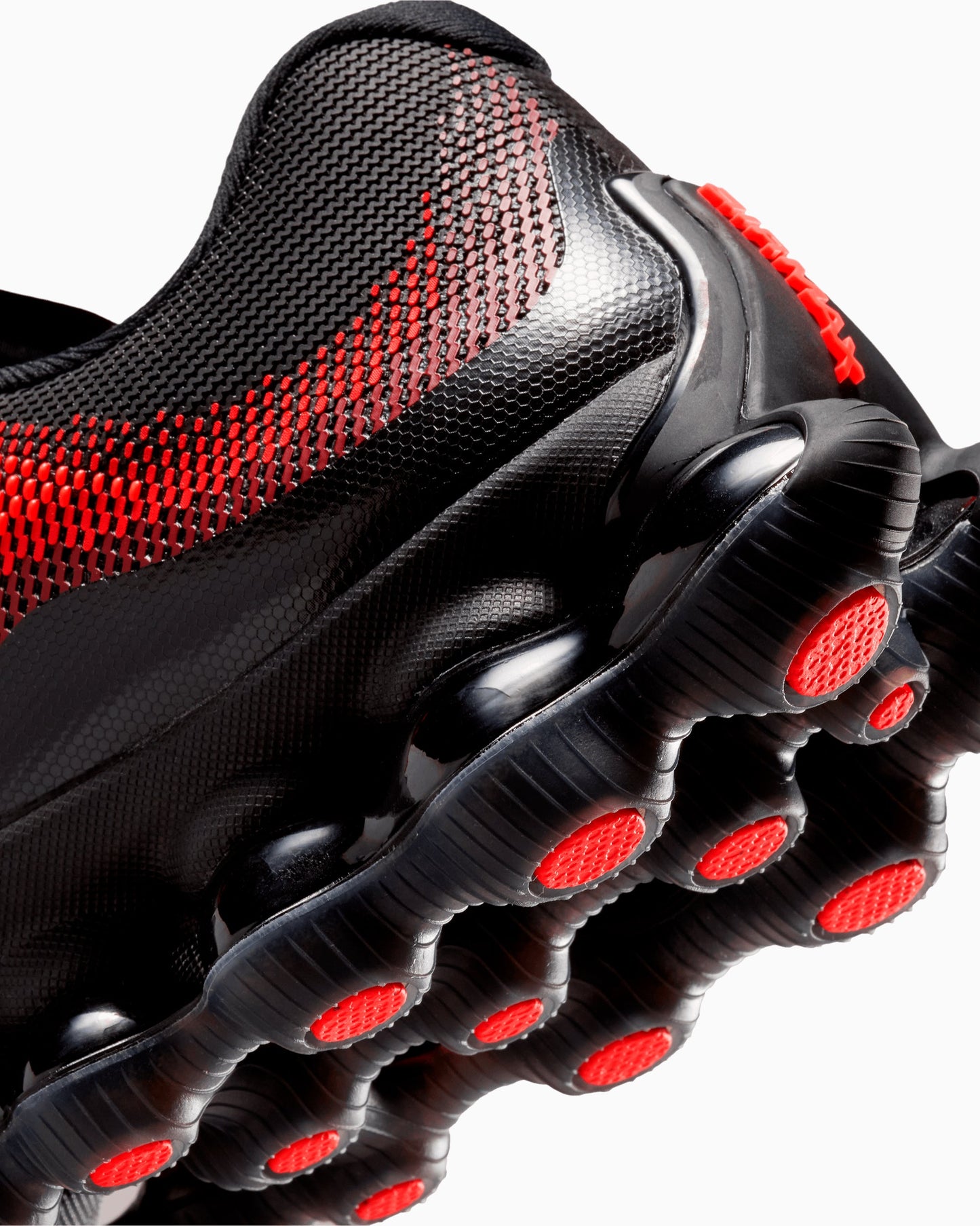 Nike Air Liquid Max "Black Team Red"