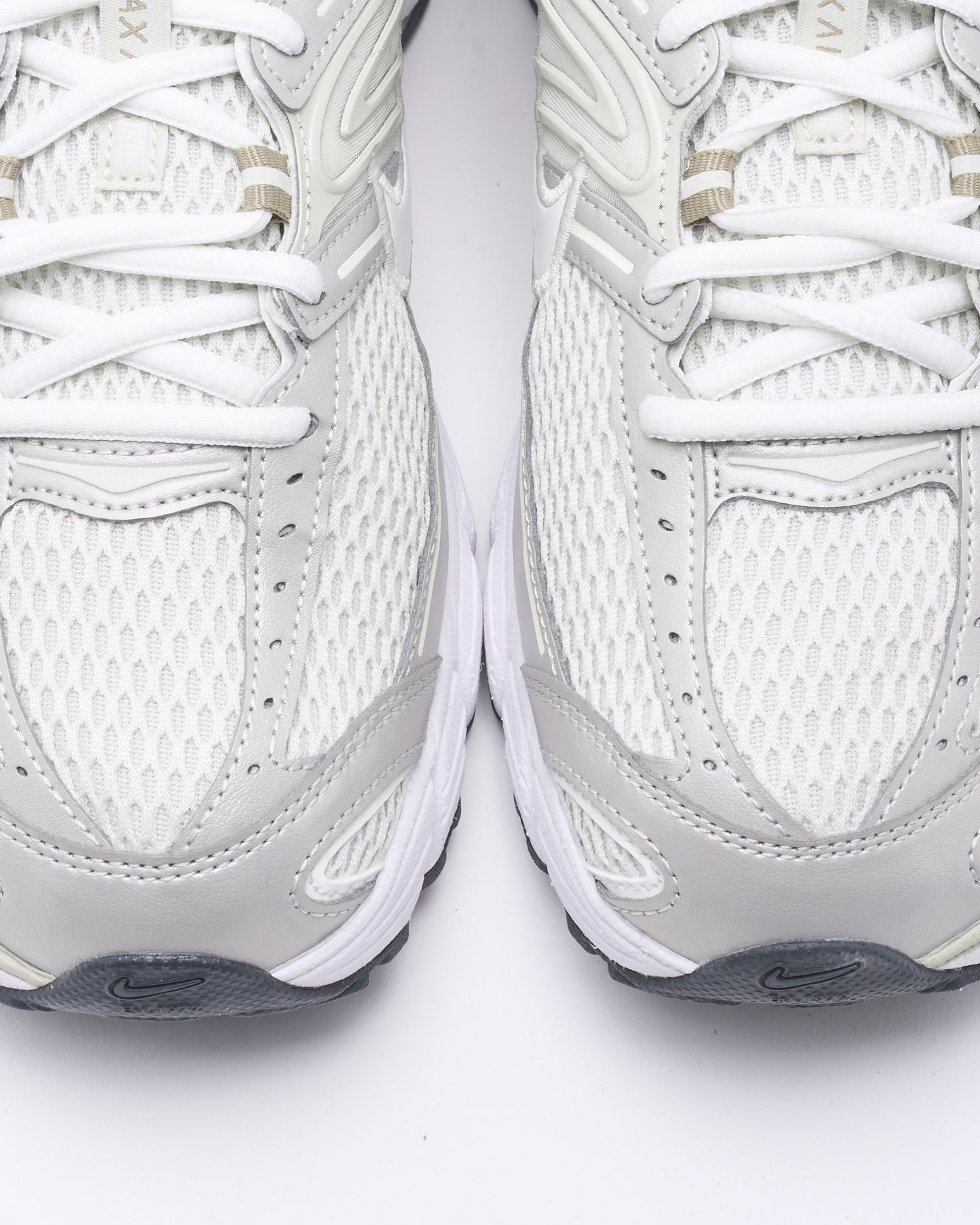 Nike Air Max Moto 2K