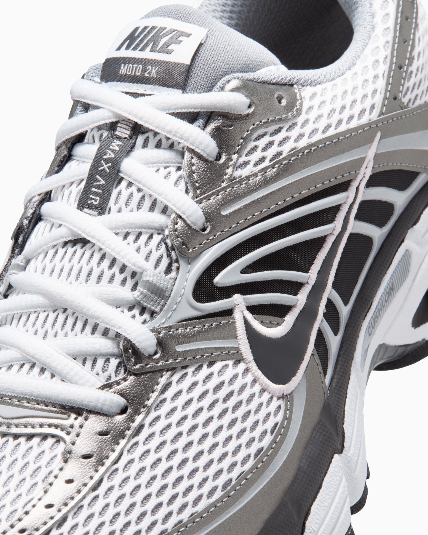 Nike Air Max Moto 2K