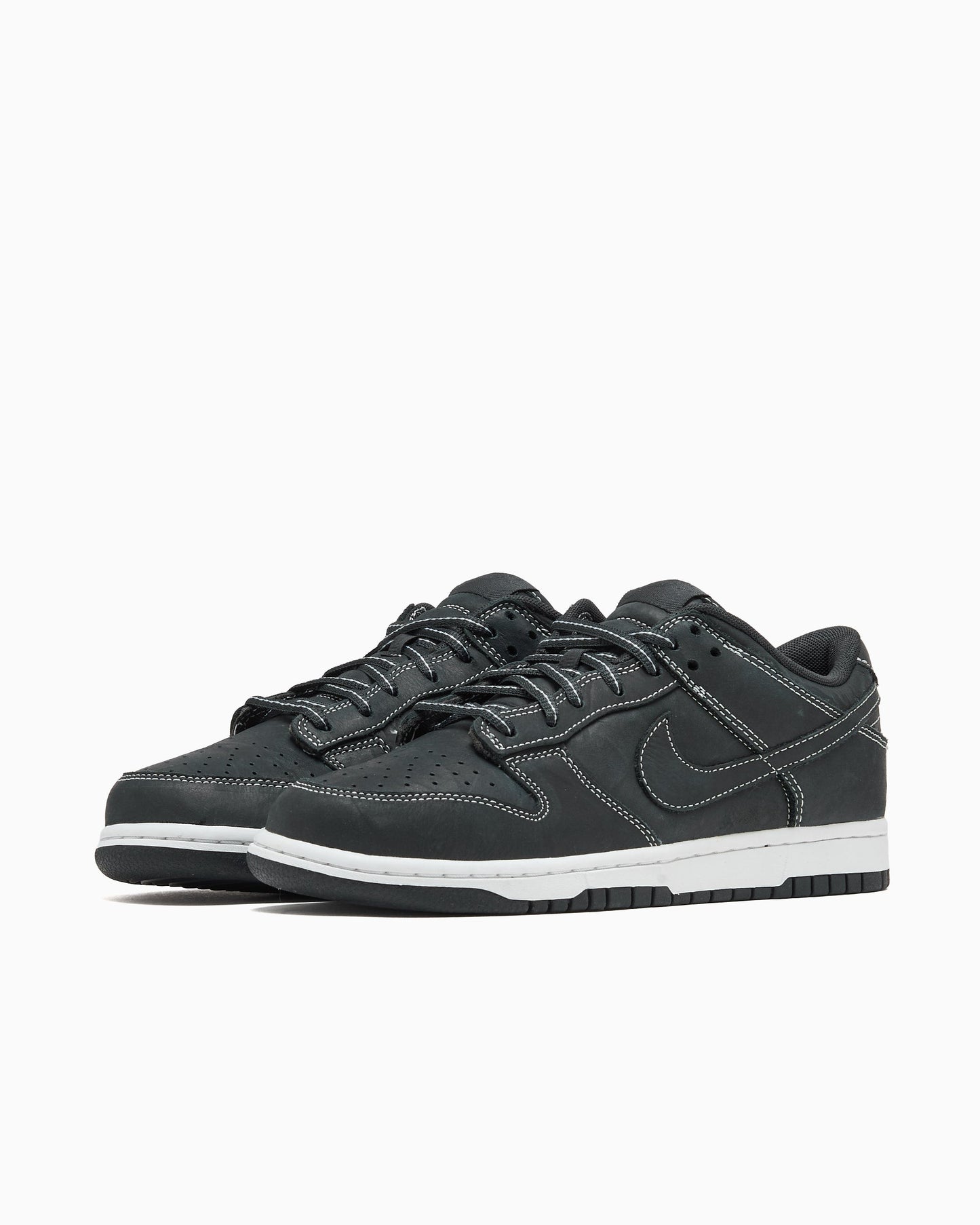 Nike Dunk Low QS "Off Noir Summit White"