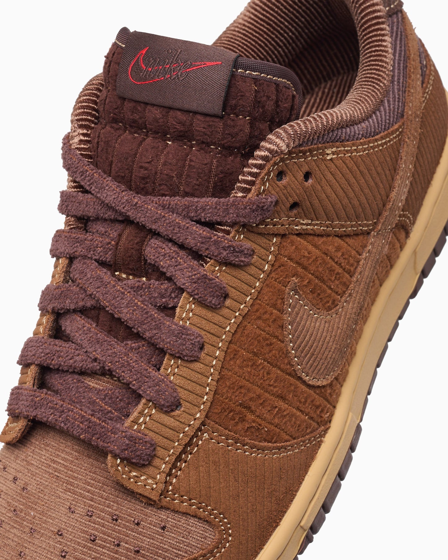 Nike Dunk Low Retro Premium "Corduroy"